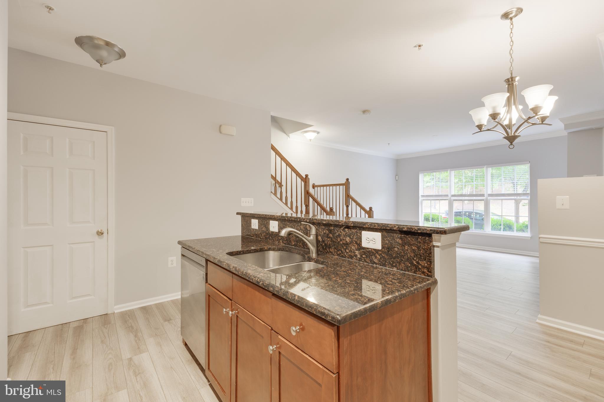 MARKET CENTER CONDOMINIUM - Residential