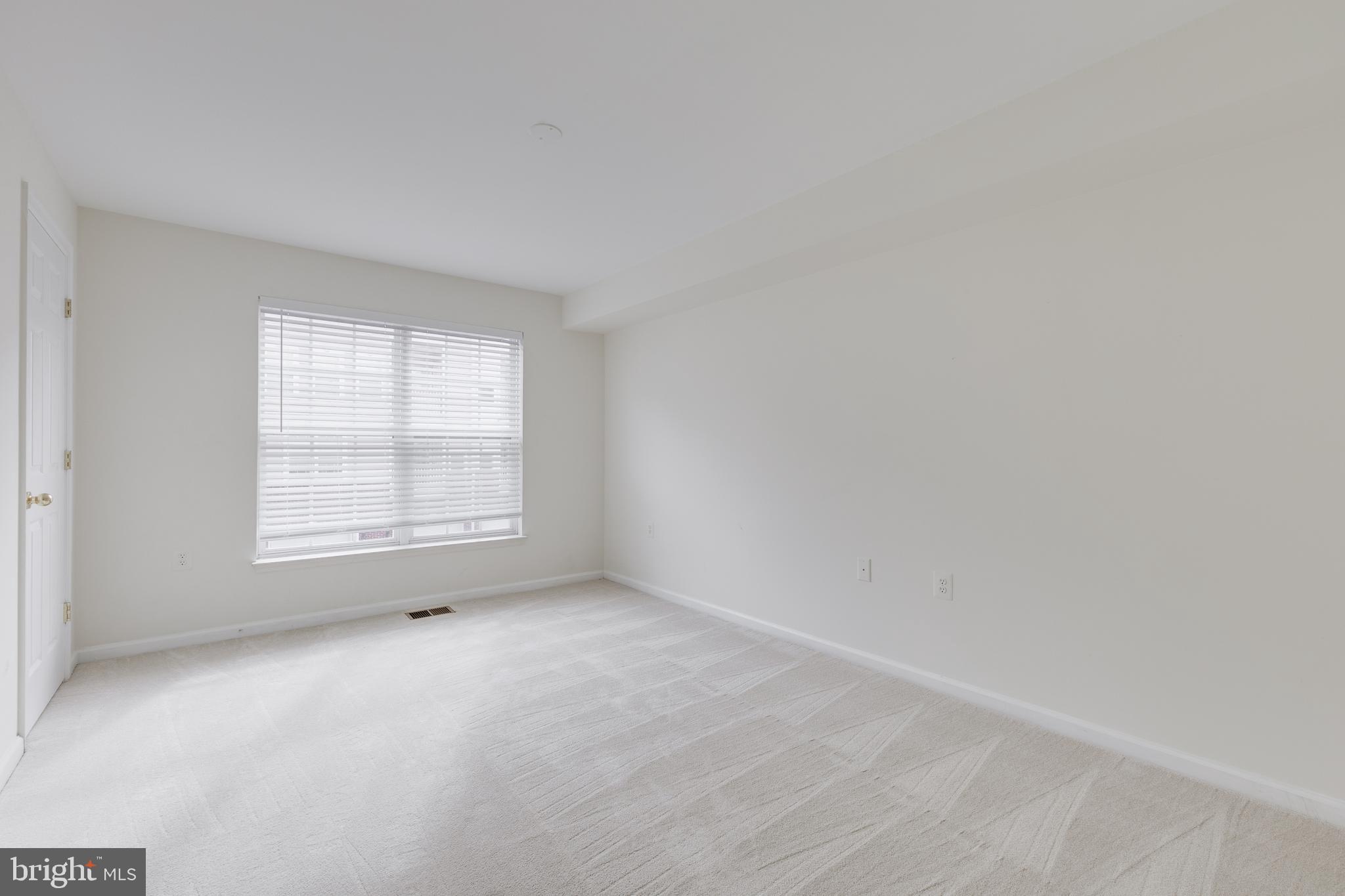 MARKET CENTER CONDOMINIUM - Residential