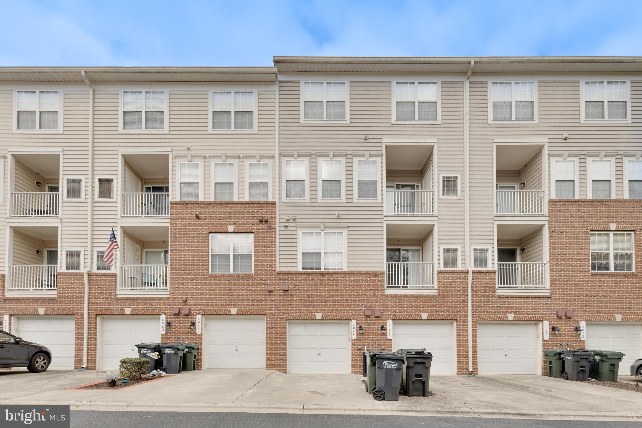 MARKET CENTER CONDOMINIUM - Residential