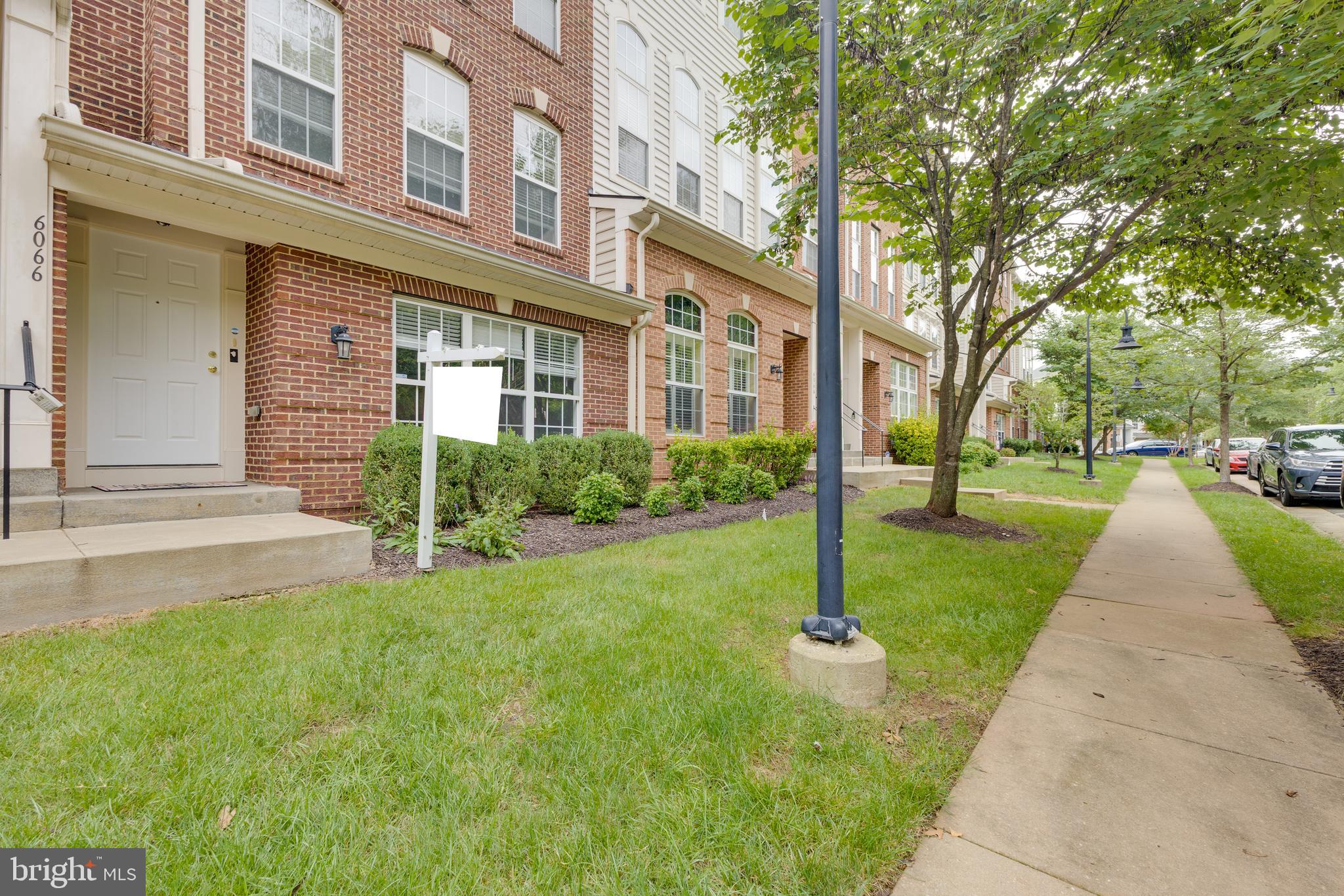 MARKET CENTER CONDOMINIUM - Residential