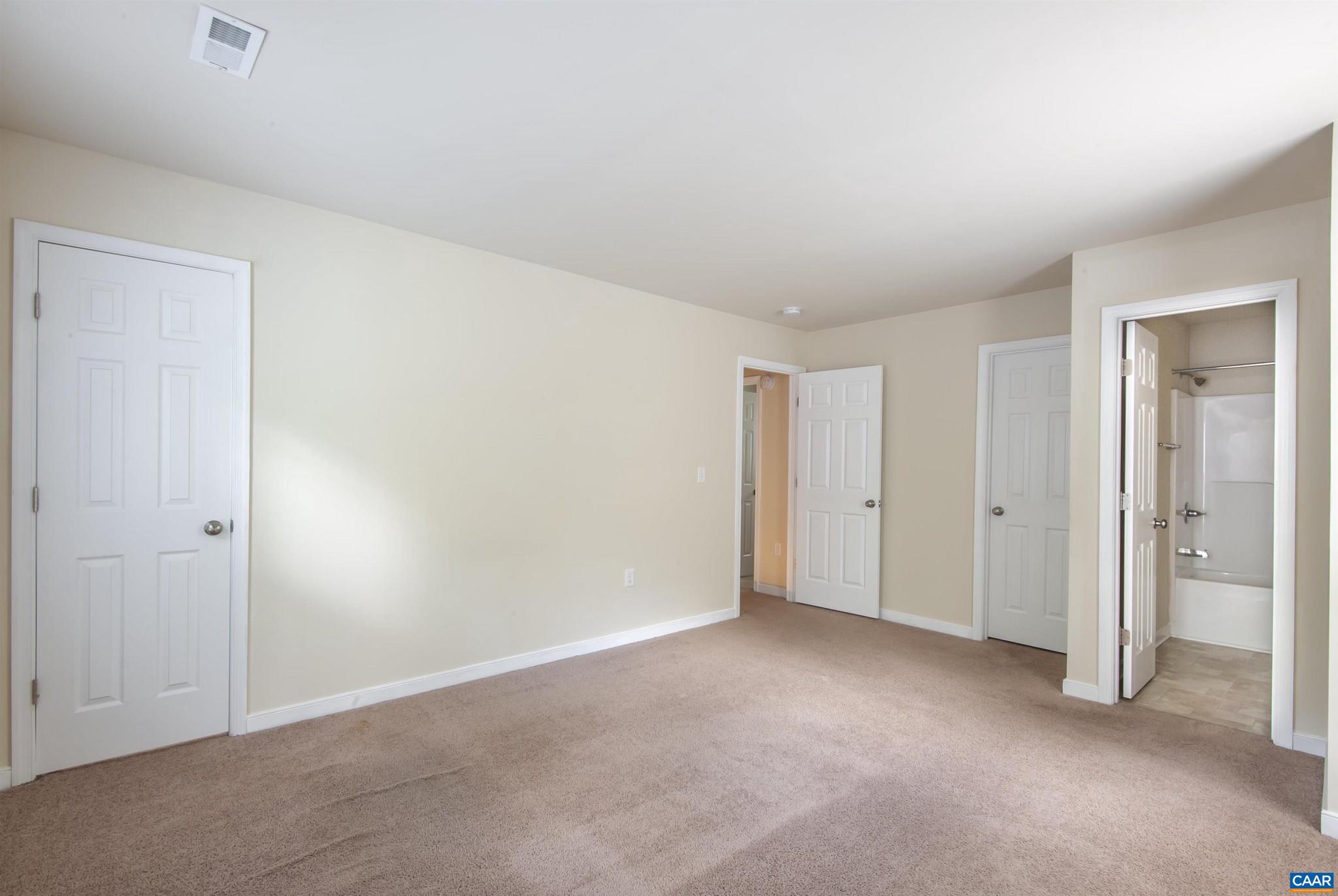 LAKE MONTICELLO - Residential