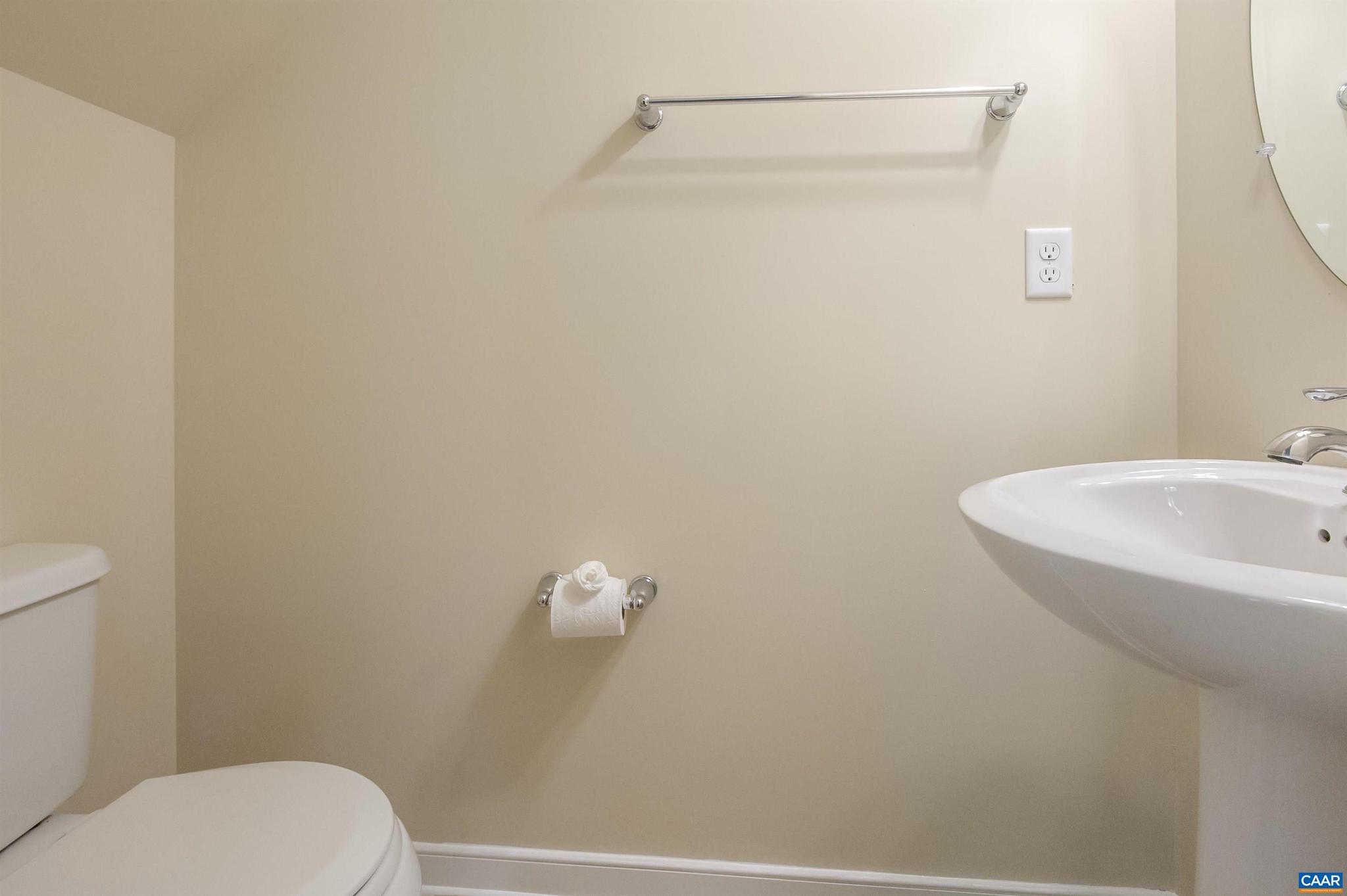 LAKE MONTICELLO - Residential