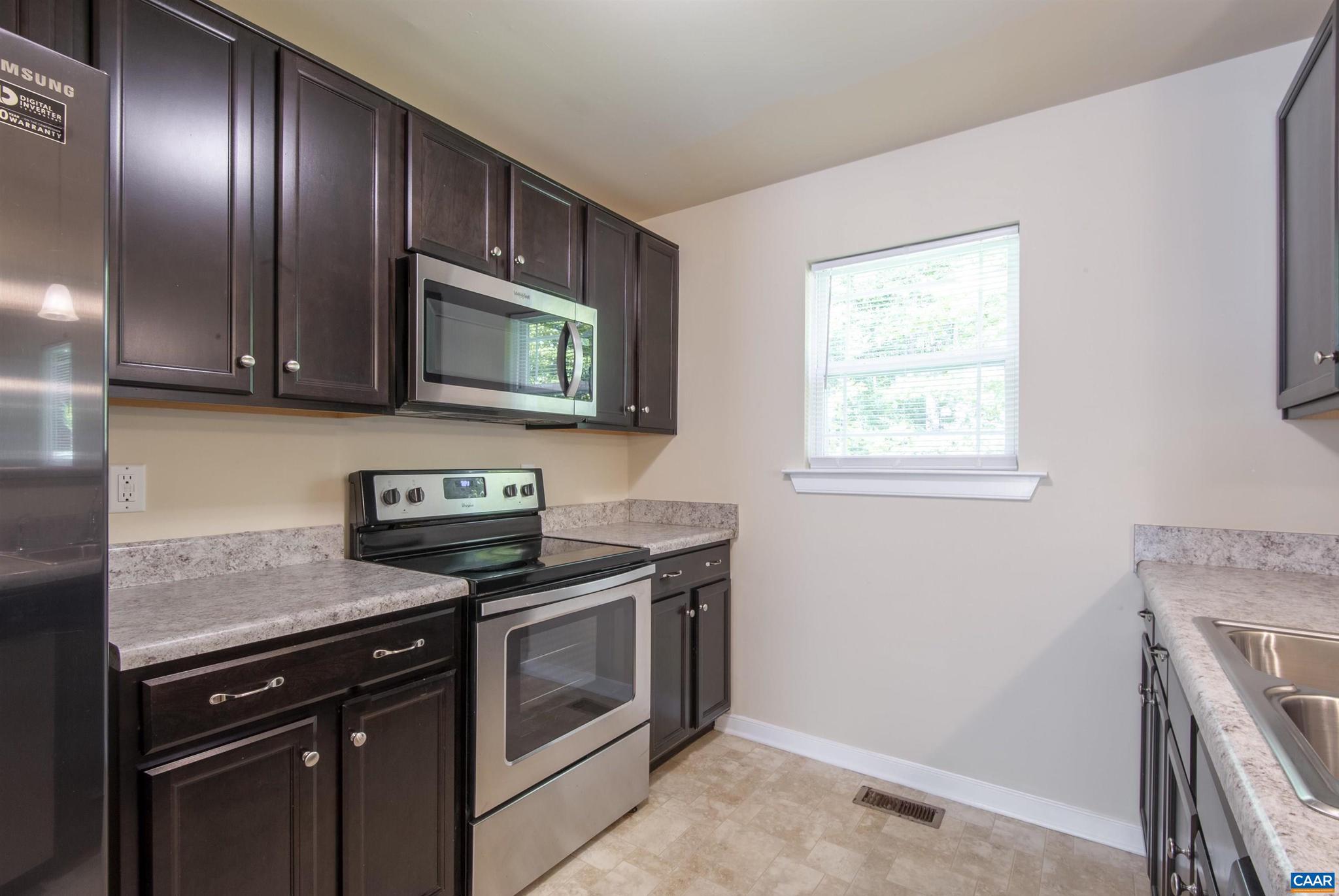 LAKE MONTICELLO - Residential