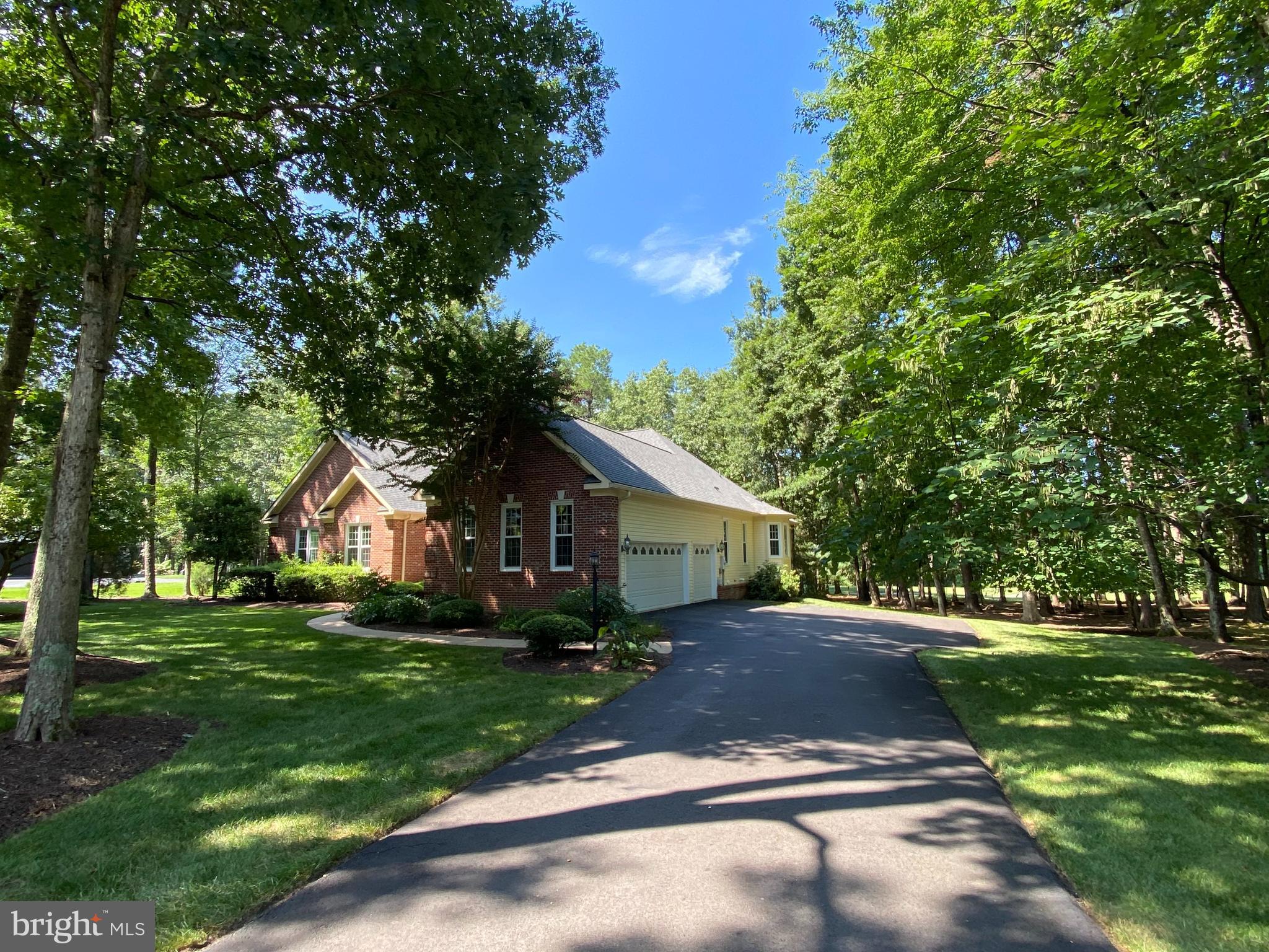 FAWN LAKE - Residential