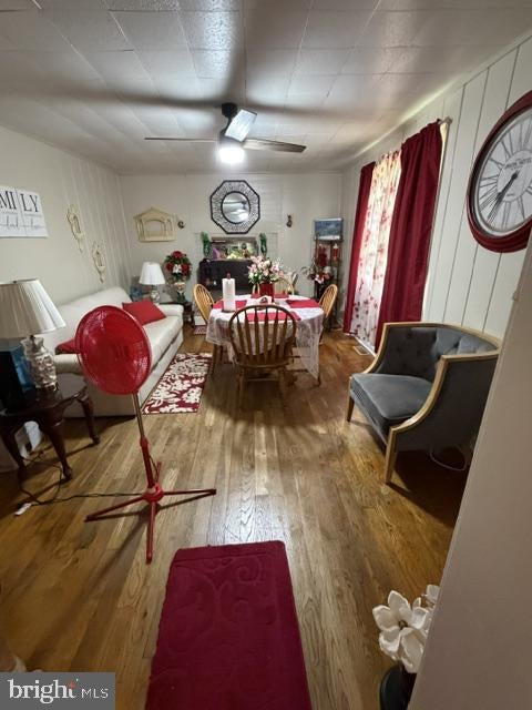 1083 HOLLY VISTA DRIVE