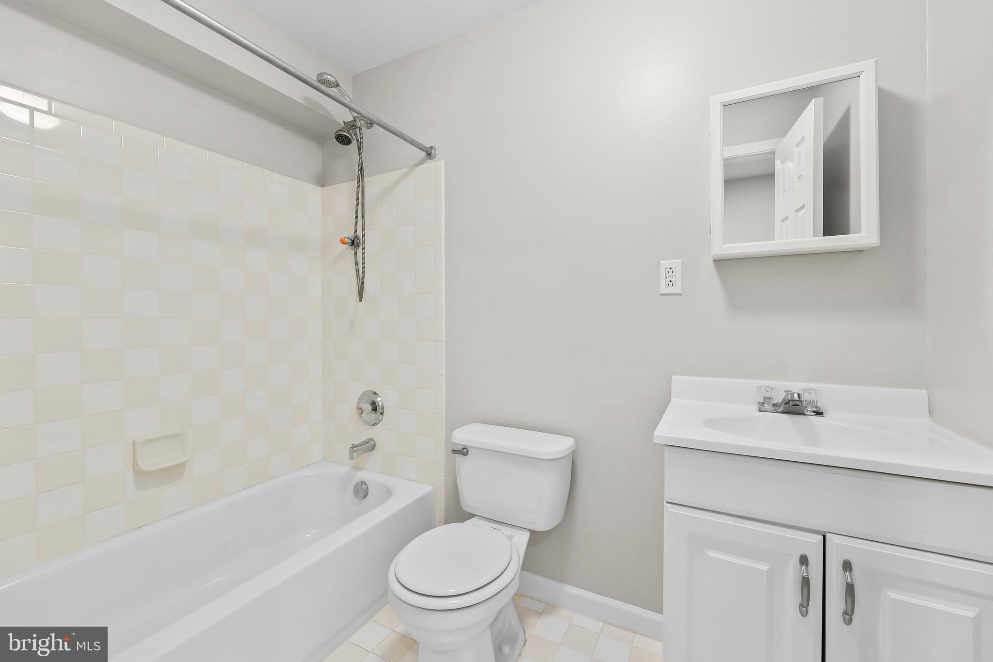 THOMASSON CROSSING - Residential Lease