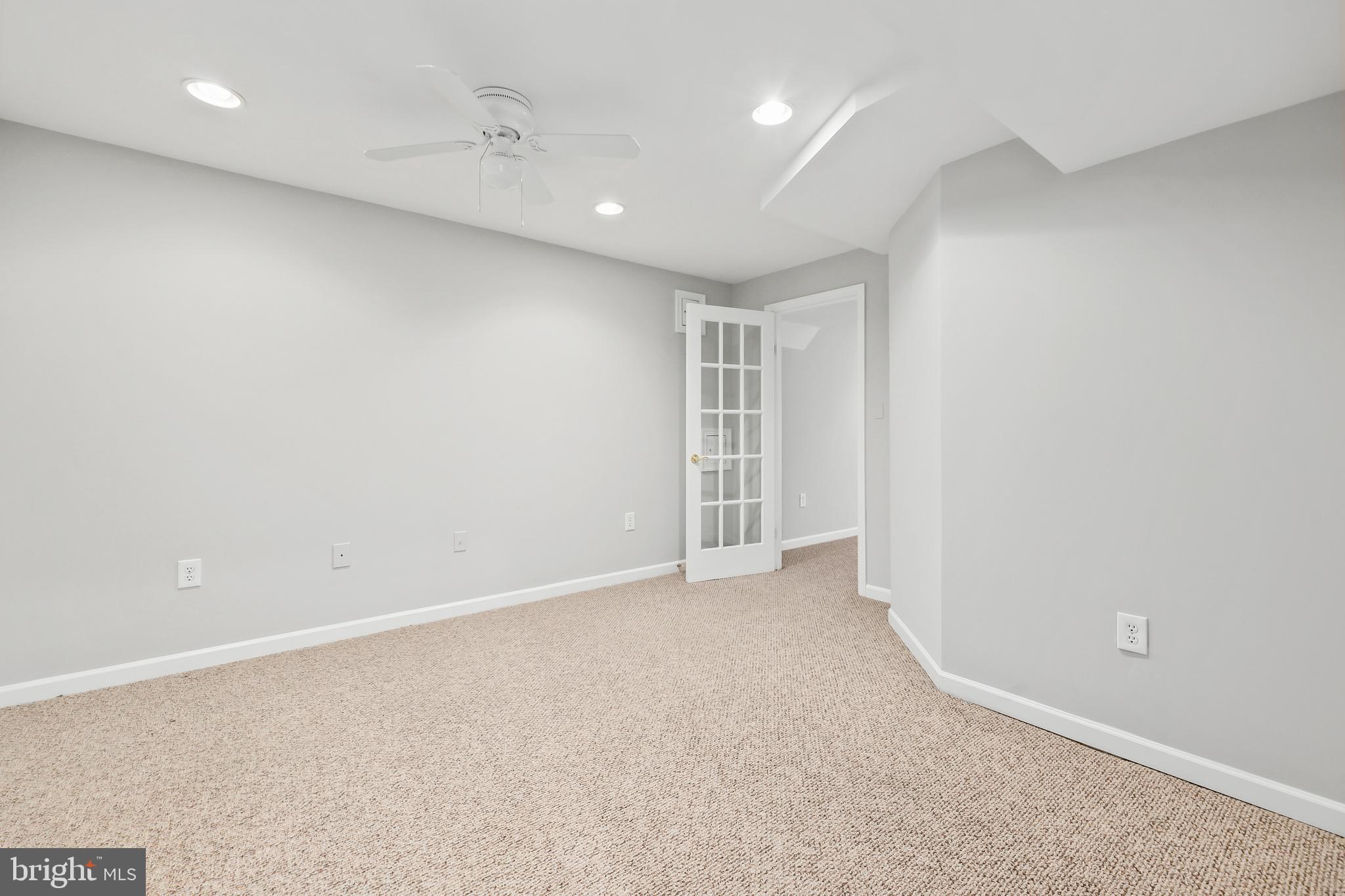 THOMASSON CROSSING - Residential Lease