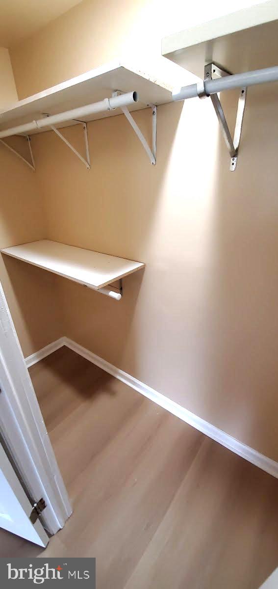 WESTWOOD PARK - Residential Lease