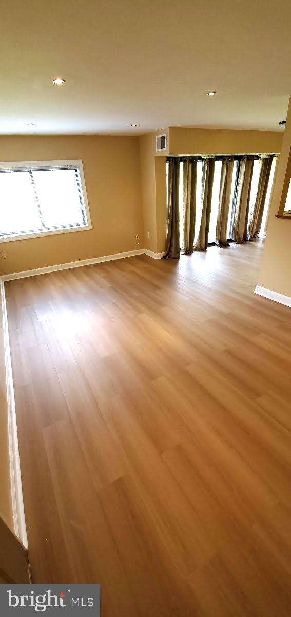 WESTWOOD PARK - Residential Lease