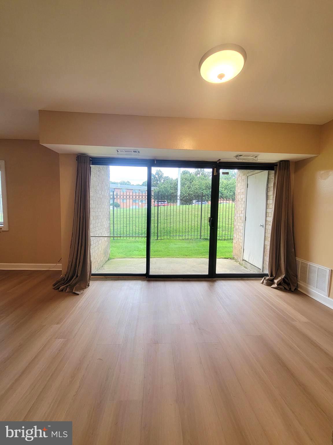 WESTWOOD PARK - Residential Lease