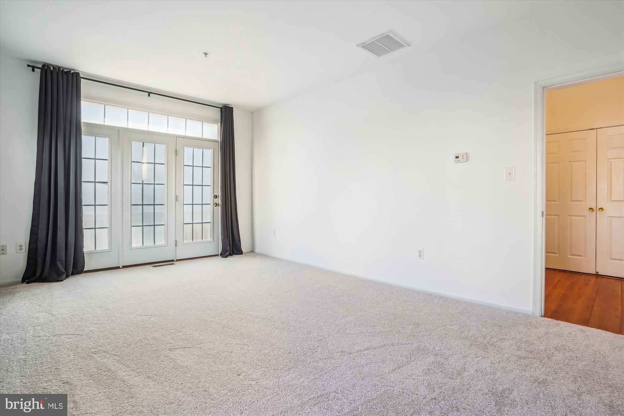 THE TOWNES CONDOMINIUM - Residential