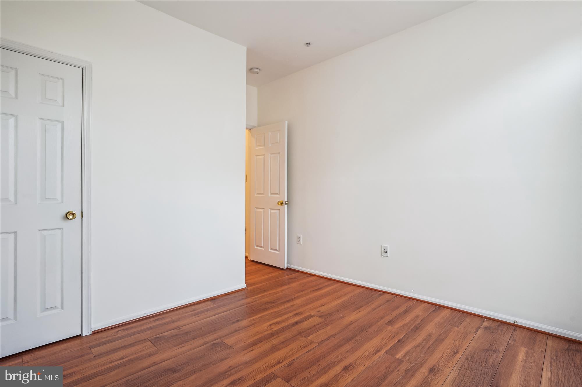 THE TOWNES CONDOMINIUM - Residential