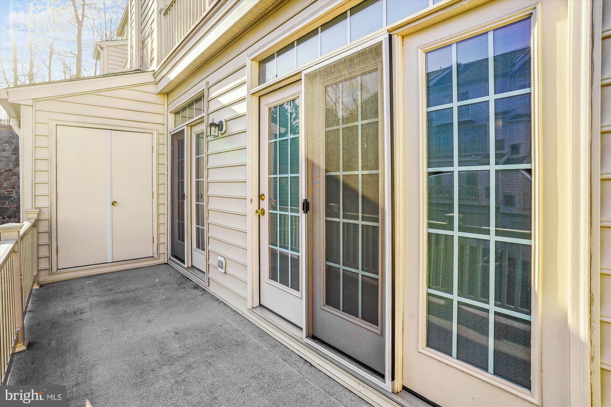 THE TOWNES CONDOMINIUM - Residential