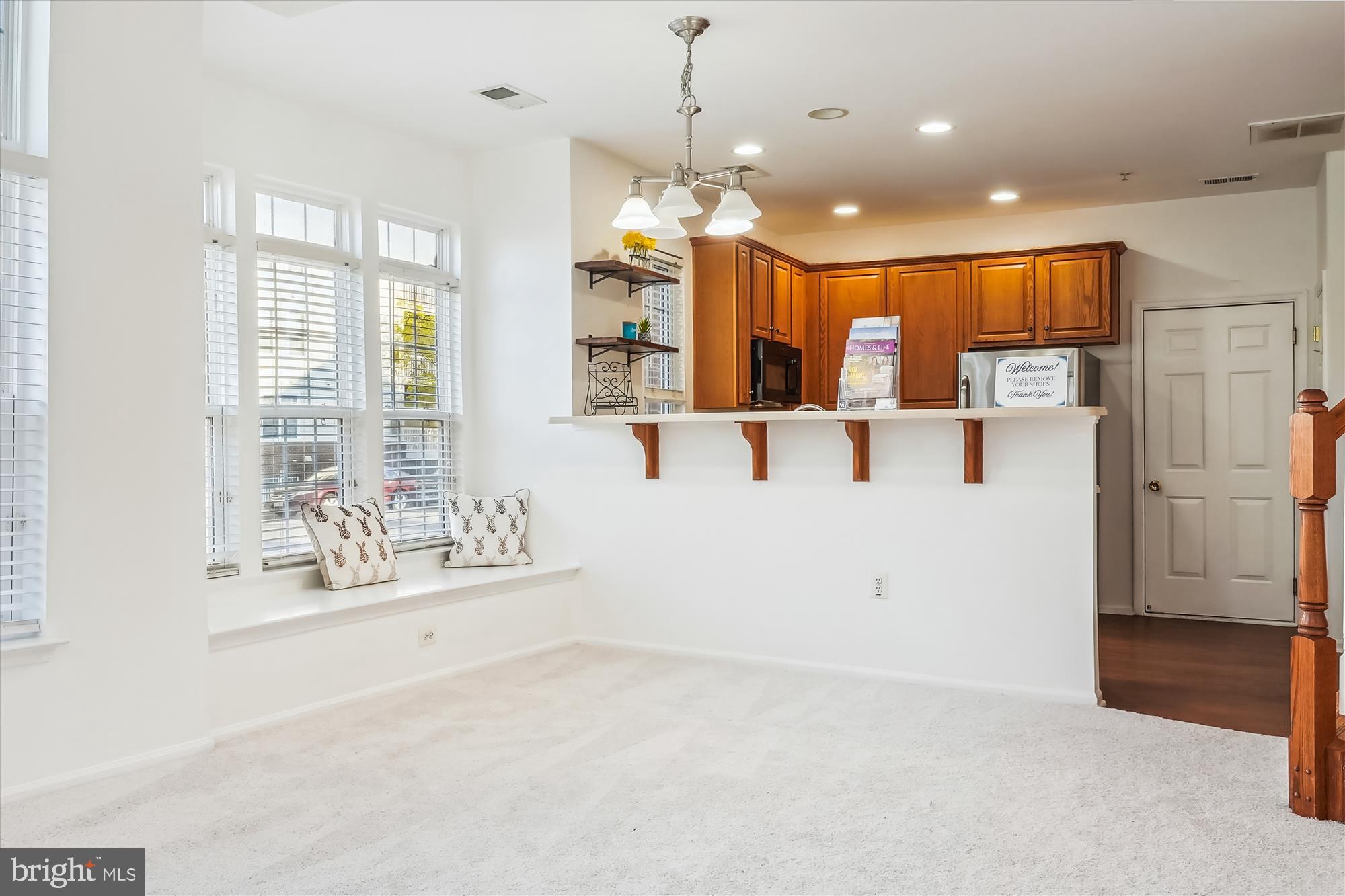 THE TOWNES CONDOMINIUM - Residential