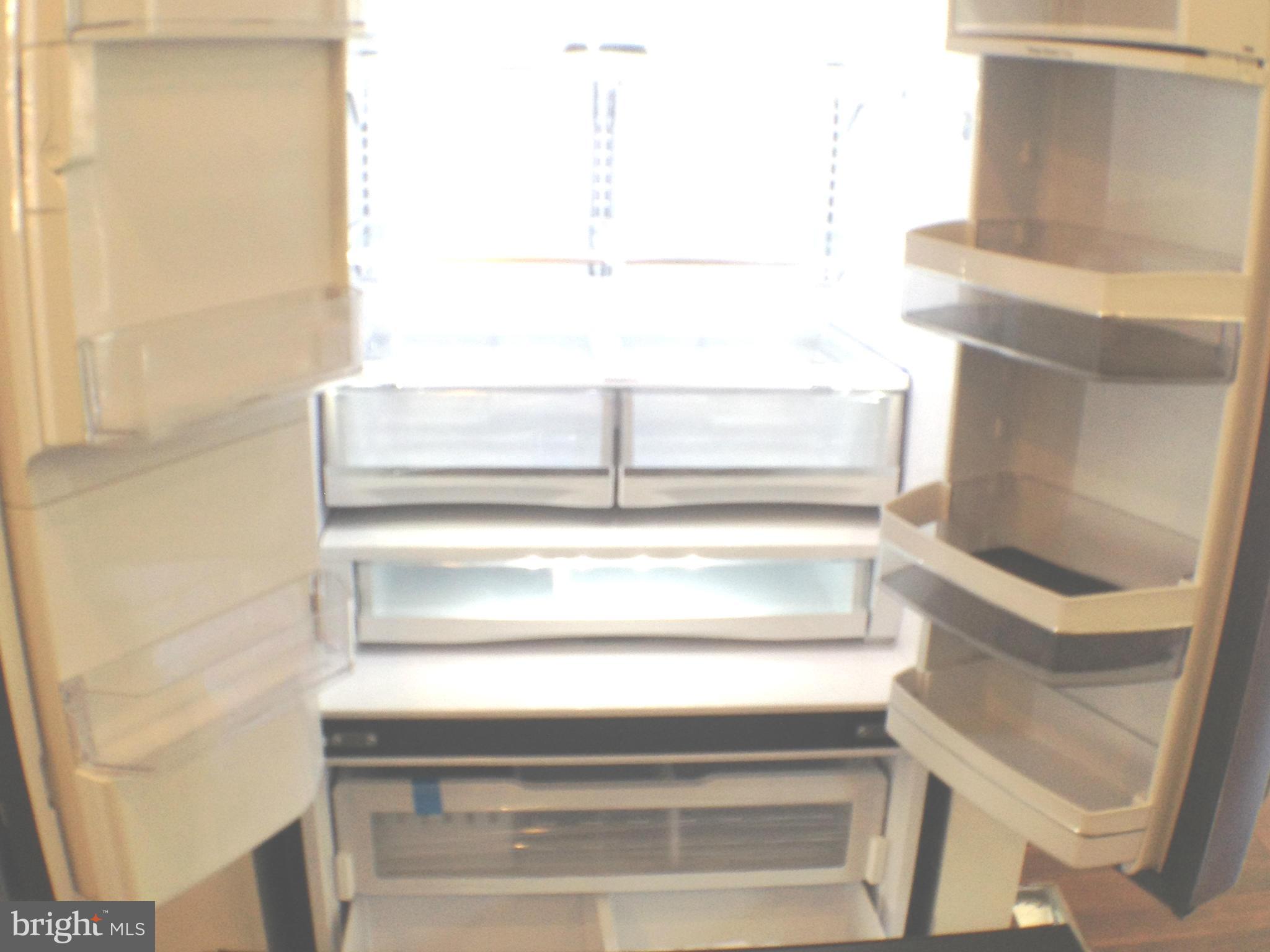 OXFORD SQUARE - Residential Lease