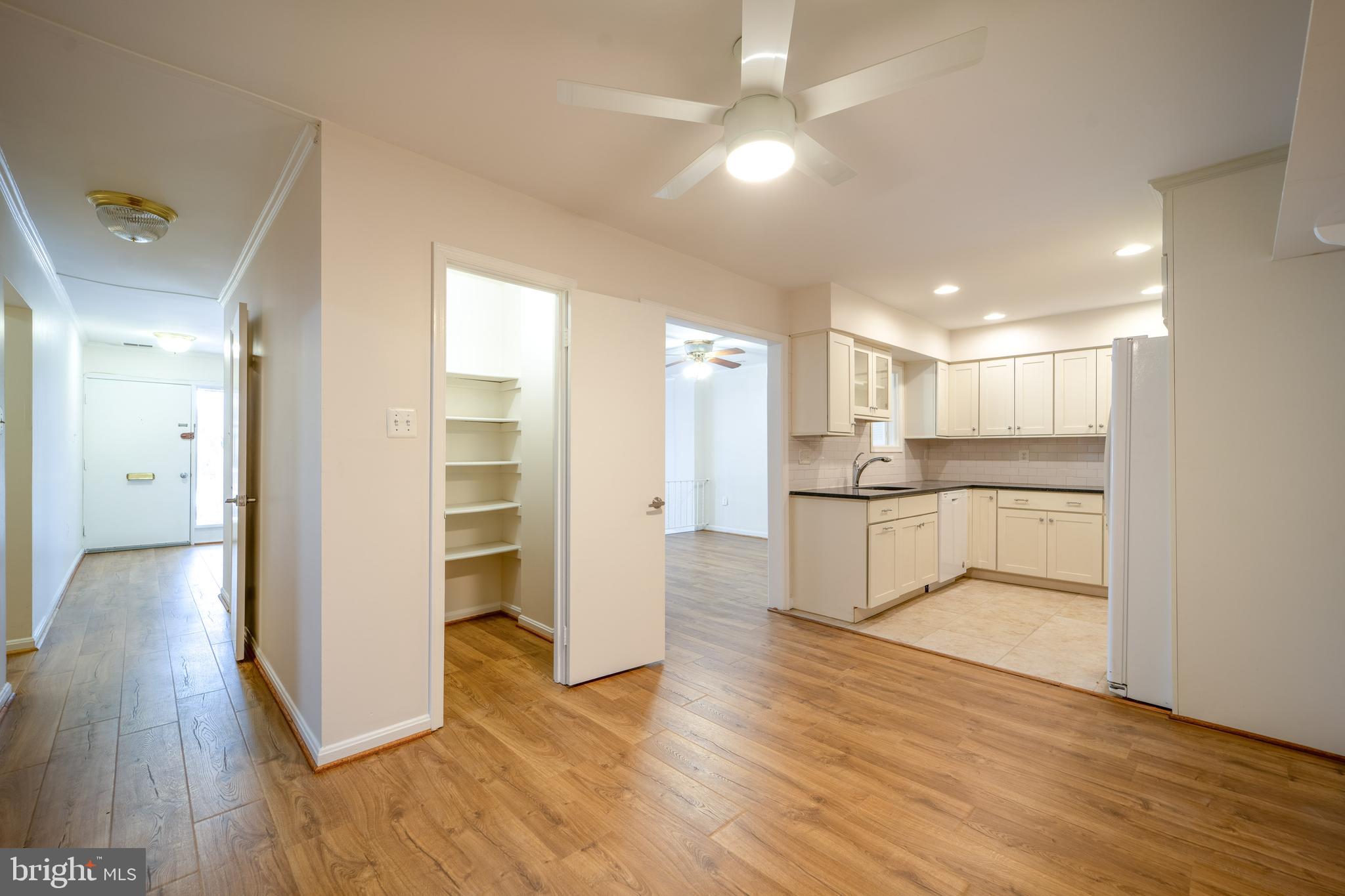 FAIRFAX PLAZA TOWNHOUSES - Residential