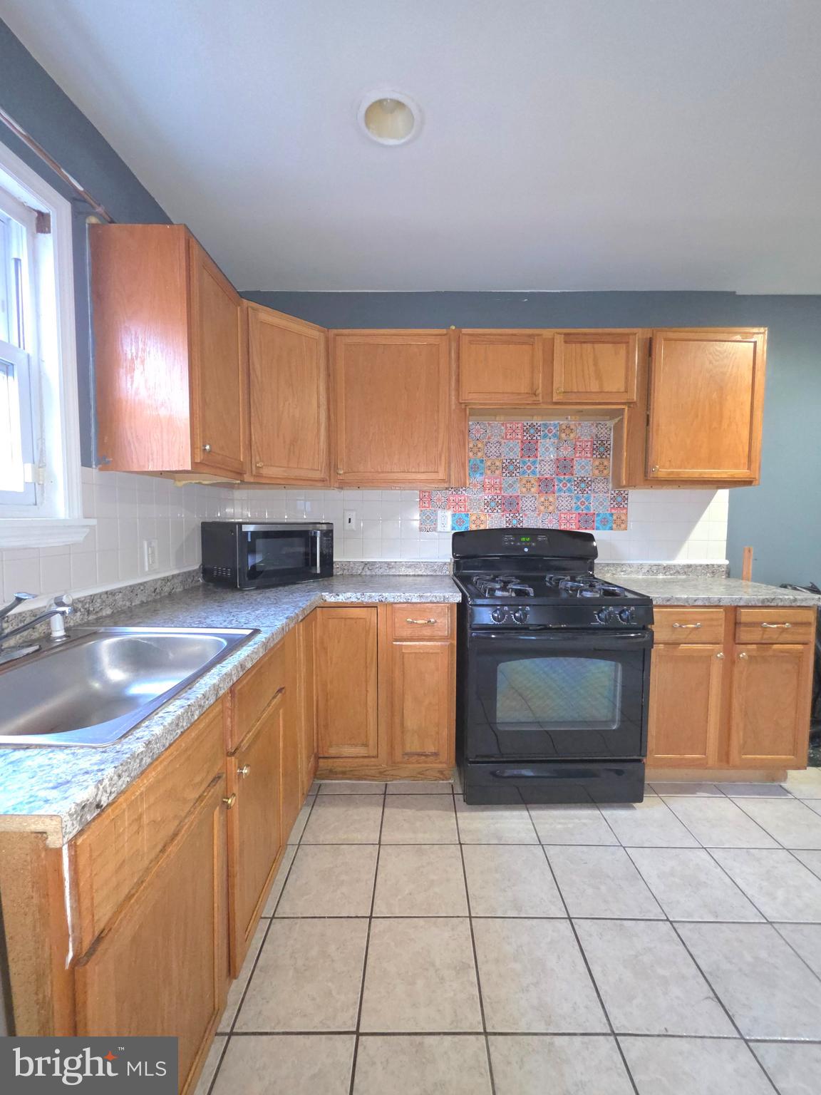 SUMMERDALE - Residential