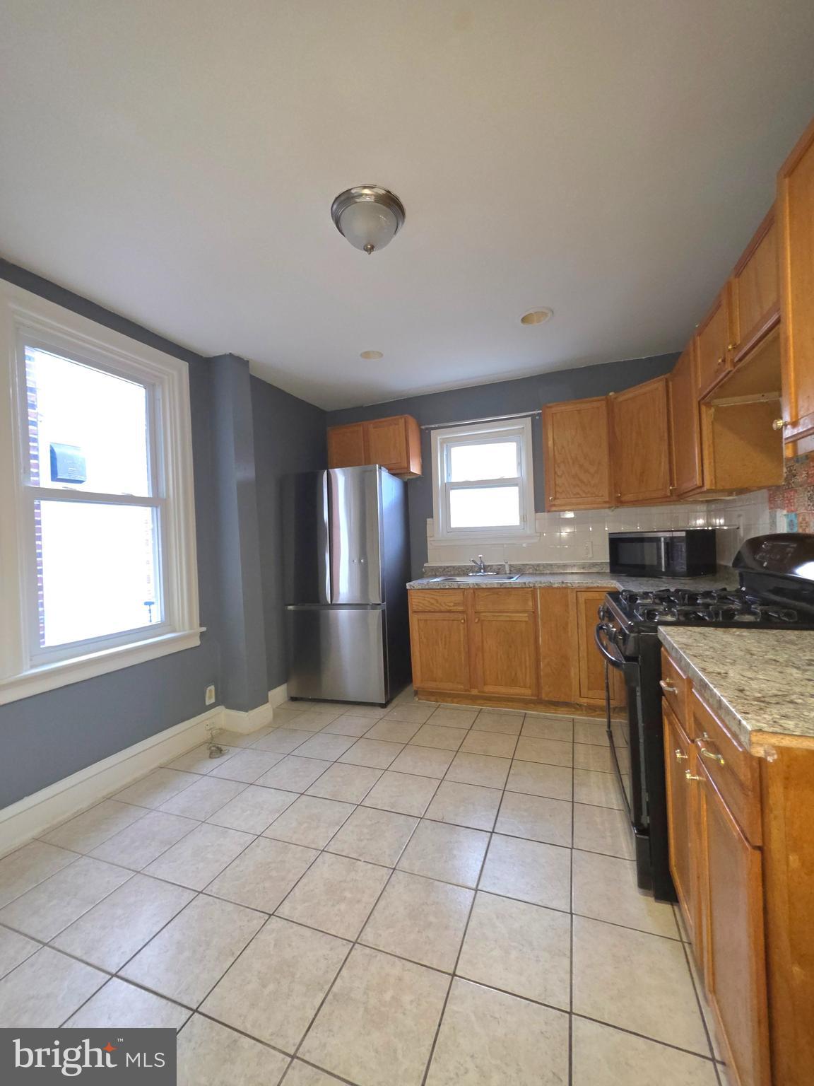 SUMMERDALE - Residential