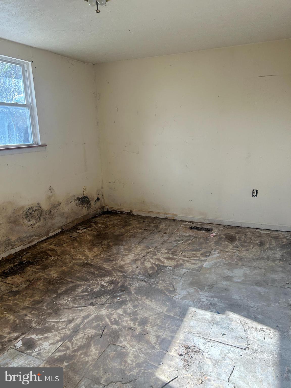 CALVERT MANOR-2ND ADDN - Residential