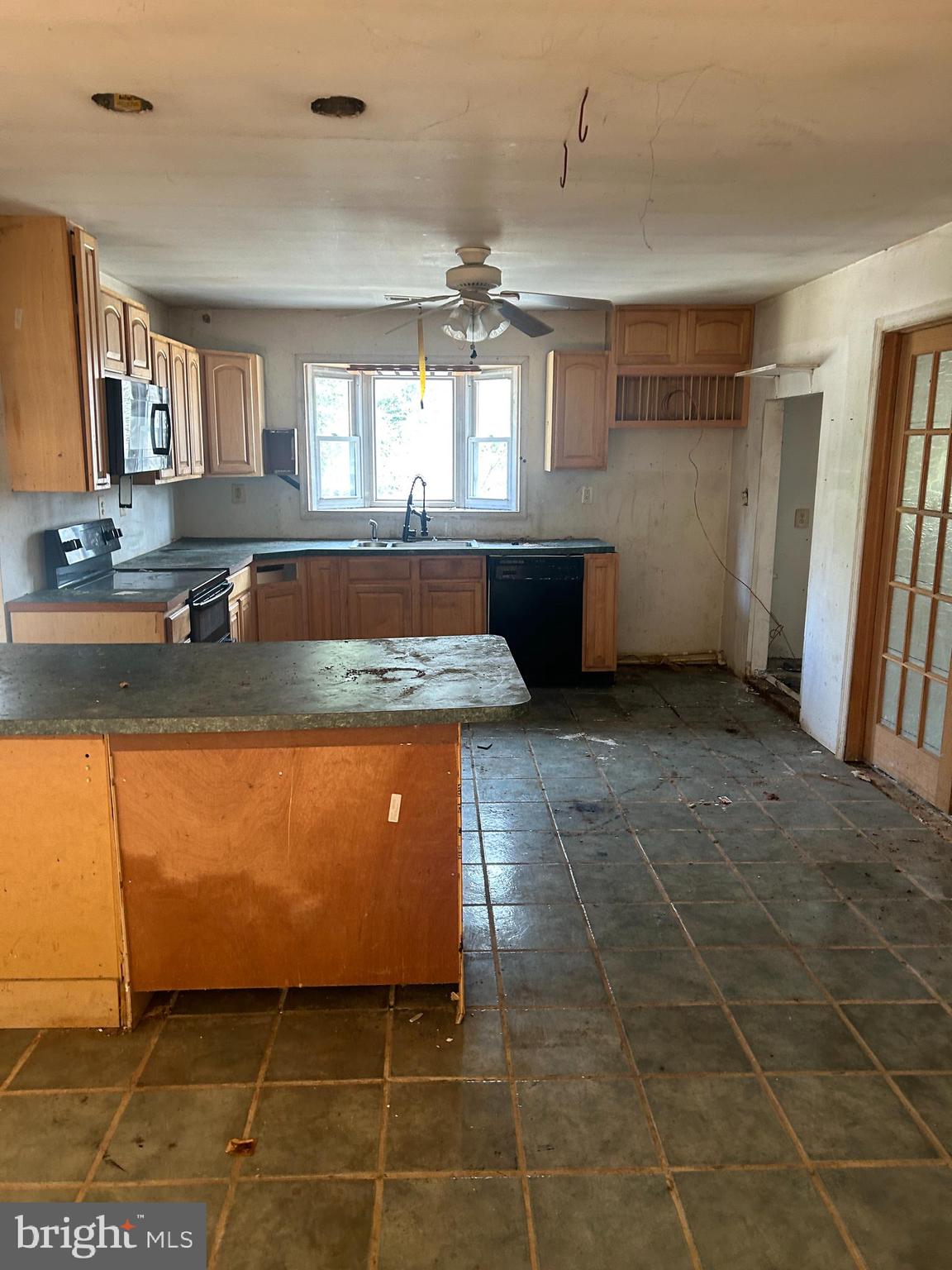 CALVERT MANOR-2ND ADDN - Residential