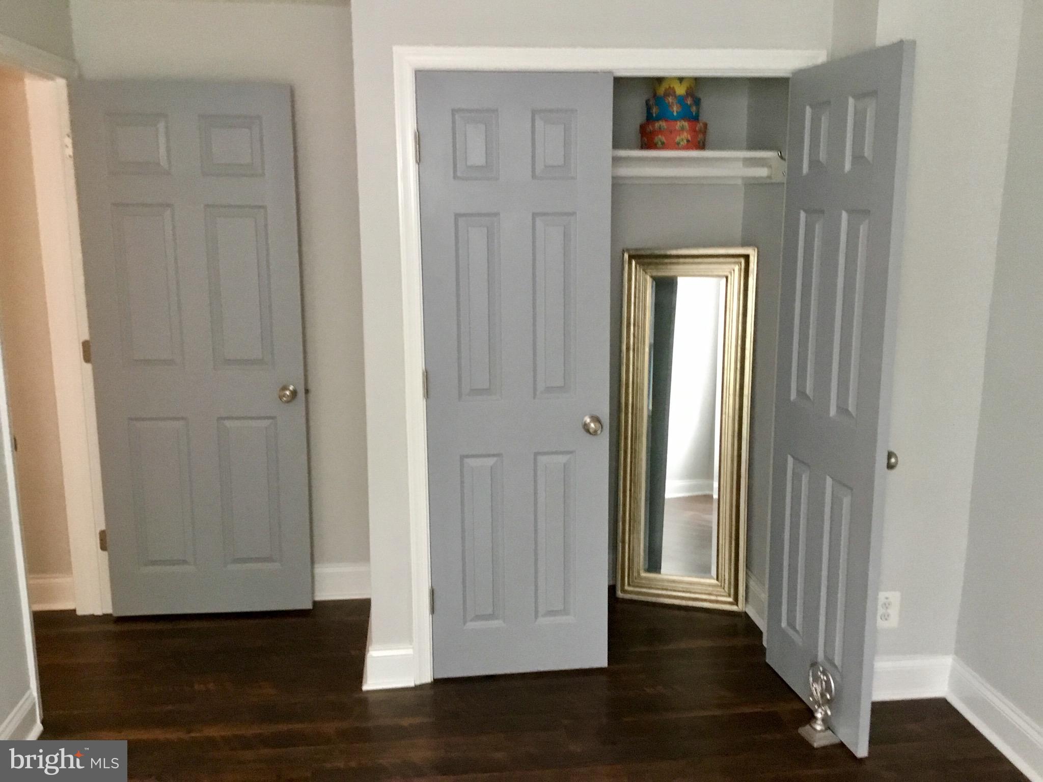 CHINQUAPIN PARK - Residential