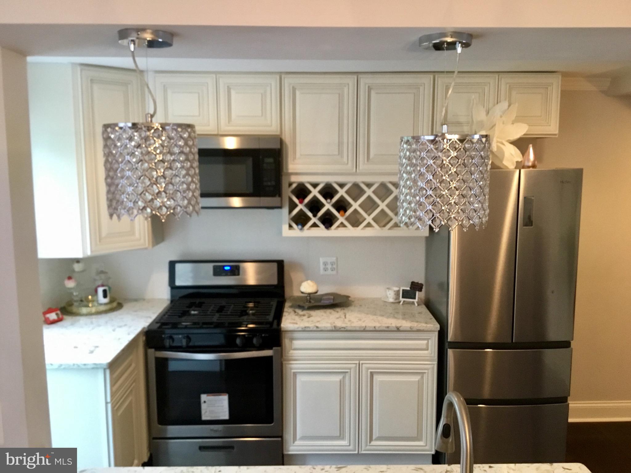 CHINQUAPIN PARK - Residential