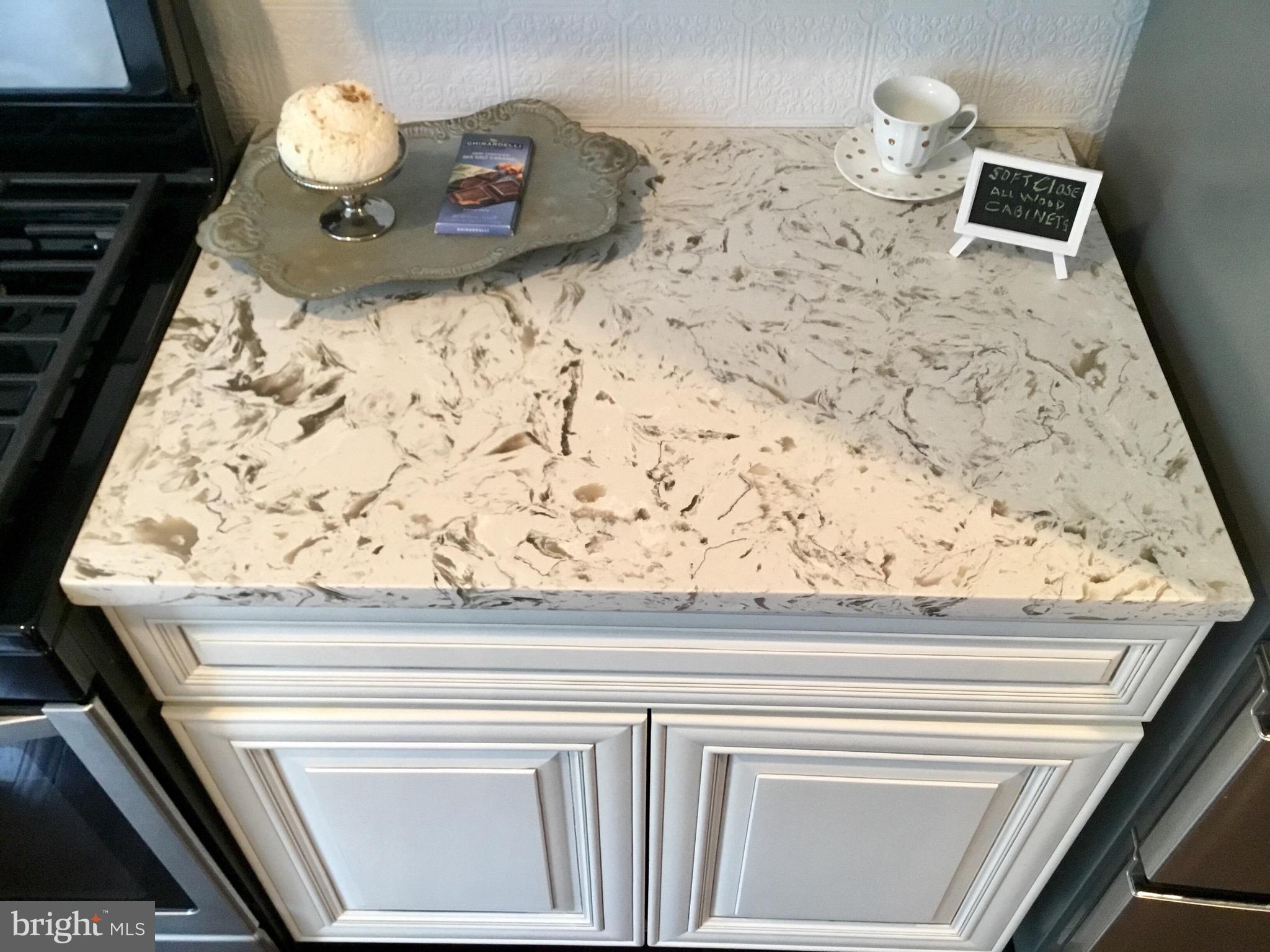 CHINQUAPIN PARK - Residential