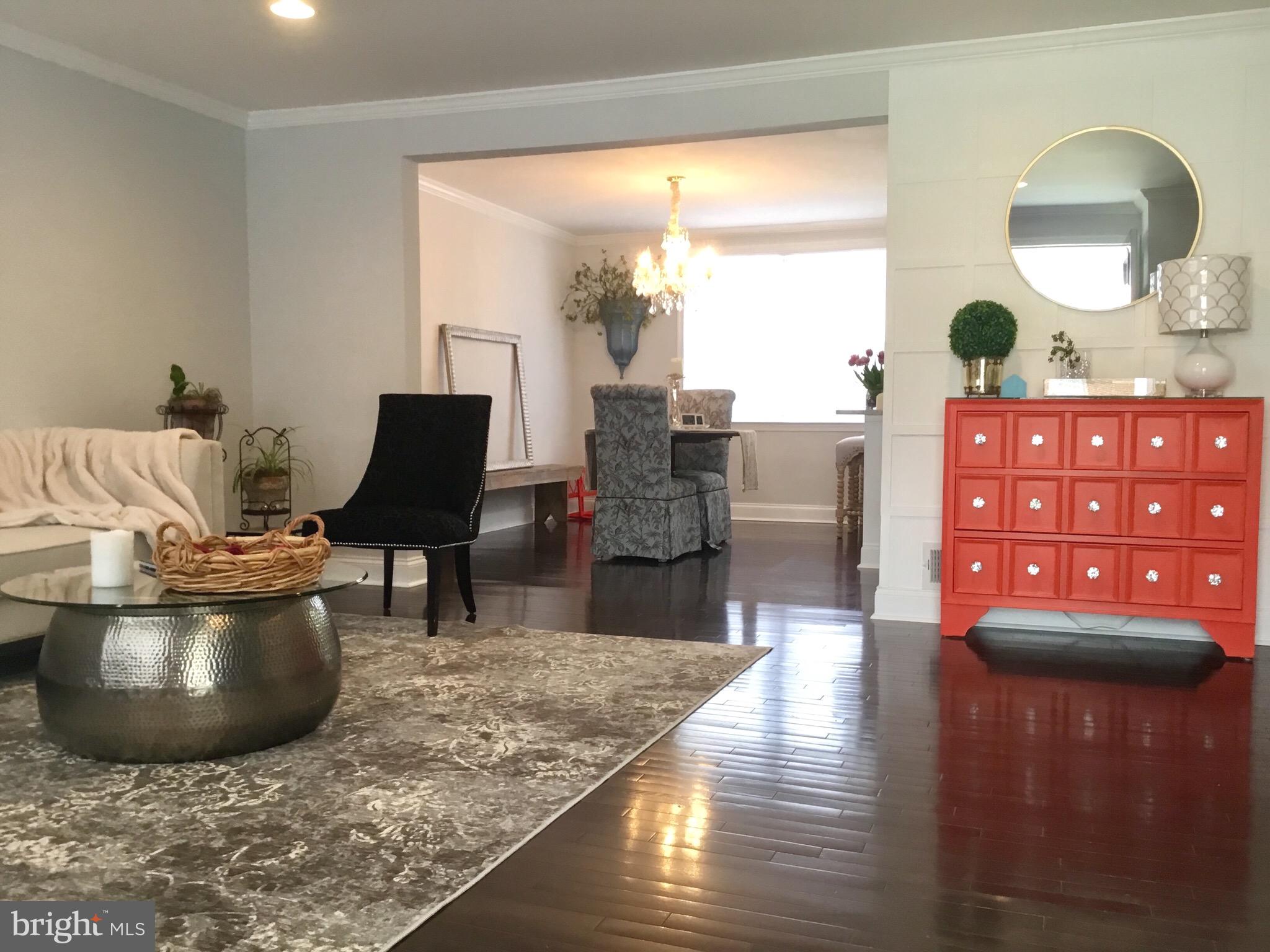 CHINQUAPIN PARK - Residential