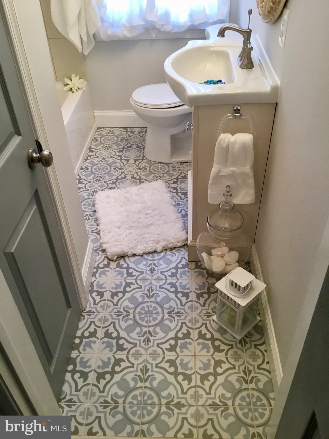 CHINQUAPIN PARK - Residential