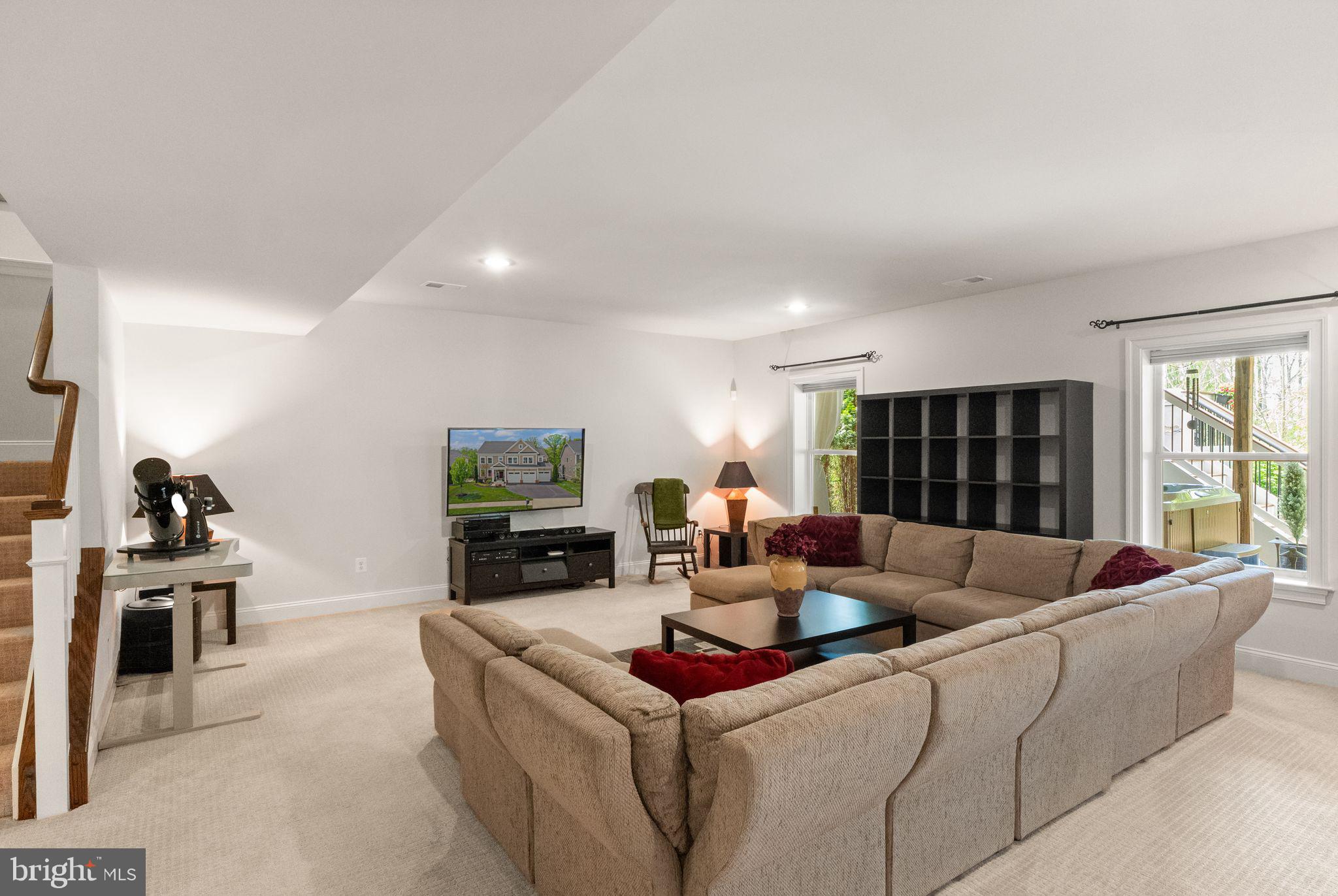 WESTBURY GLEN - Residential