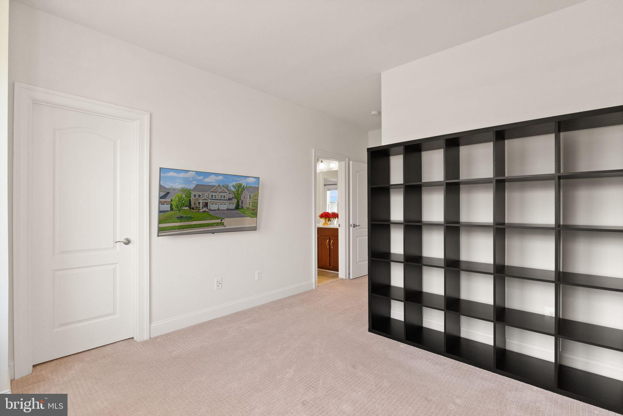 WESTBURY GLEN - Residential