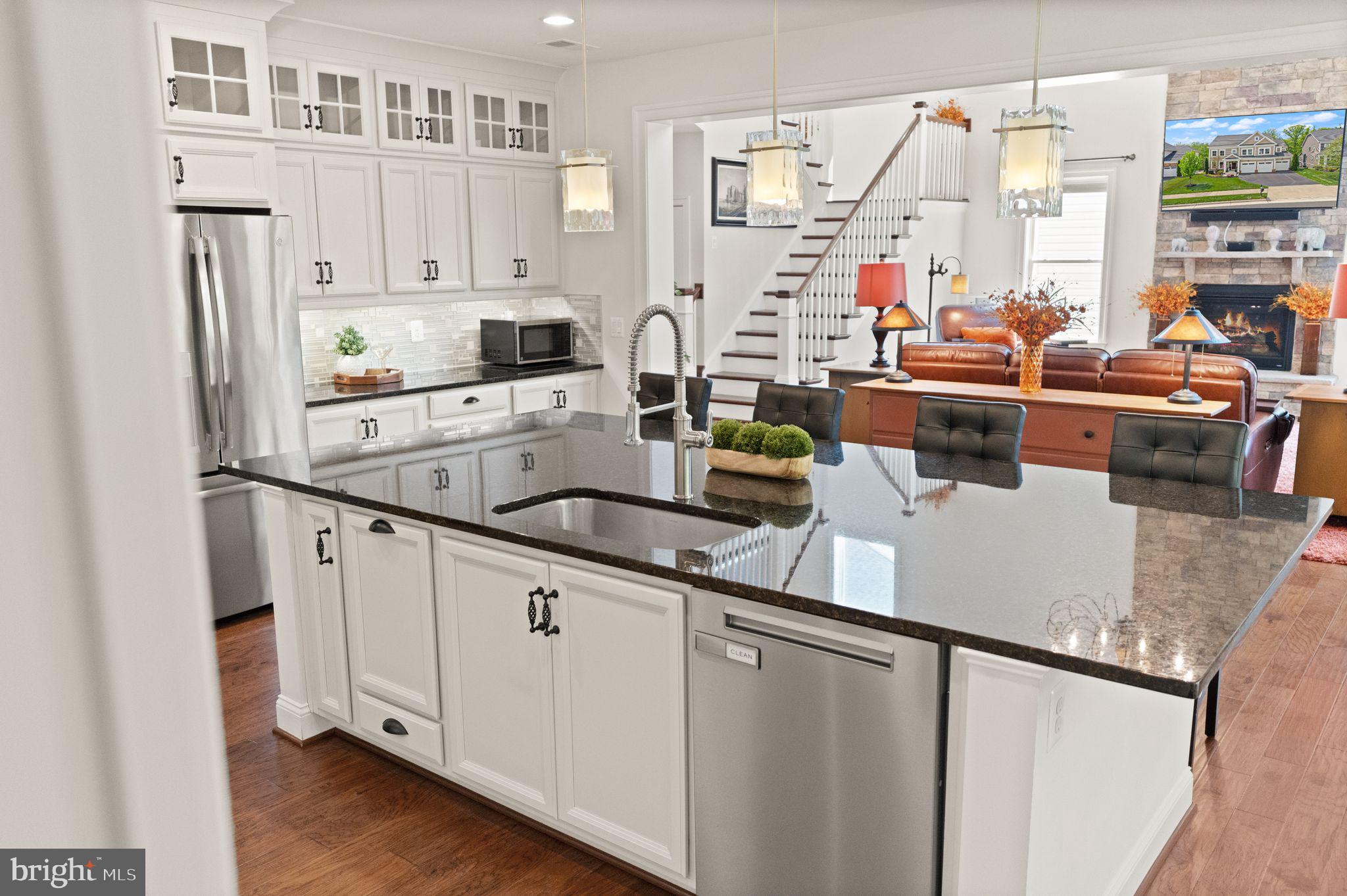 WESTBURY GLEN - Residential