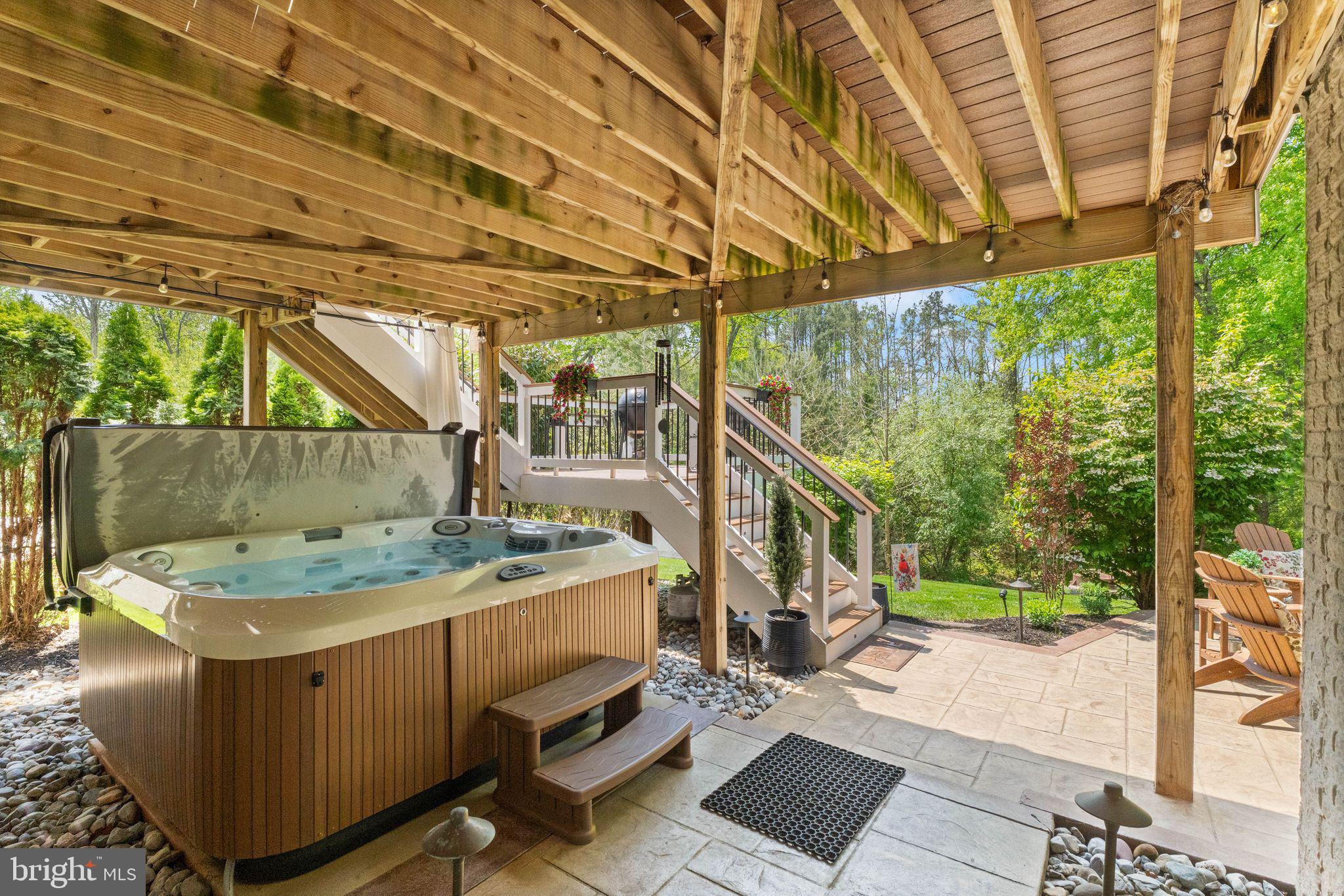 WESTBURY GLEN - Residential