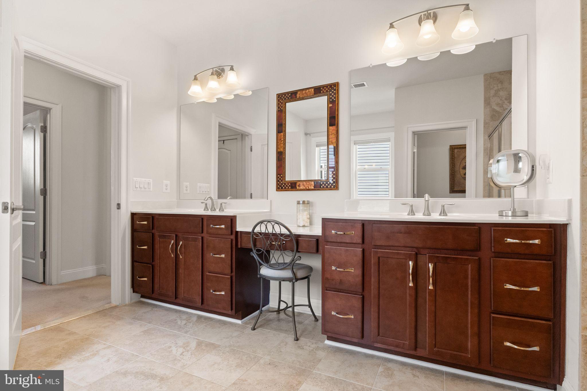 WESTBURY GLEN - Residential