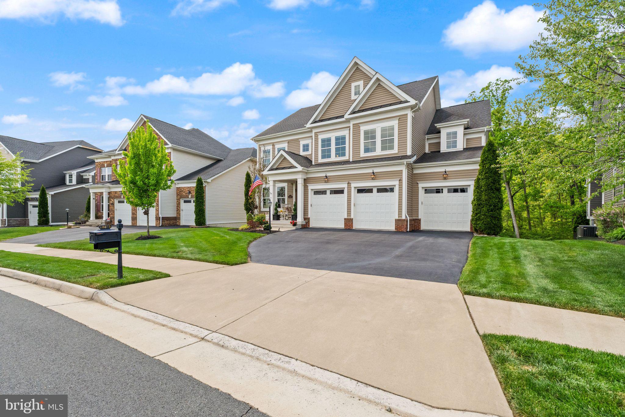 WESTBURY GLEN - Residential