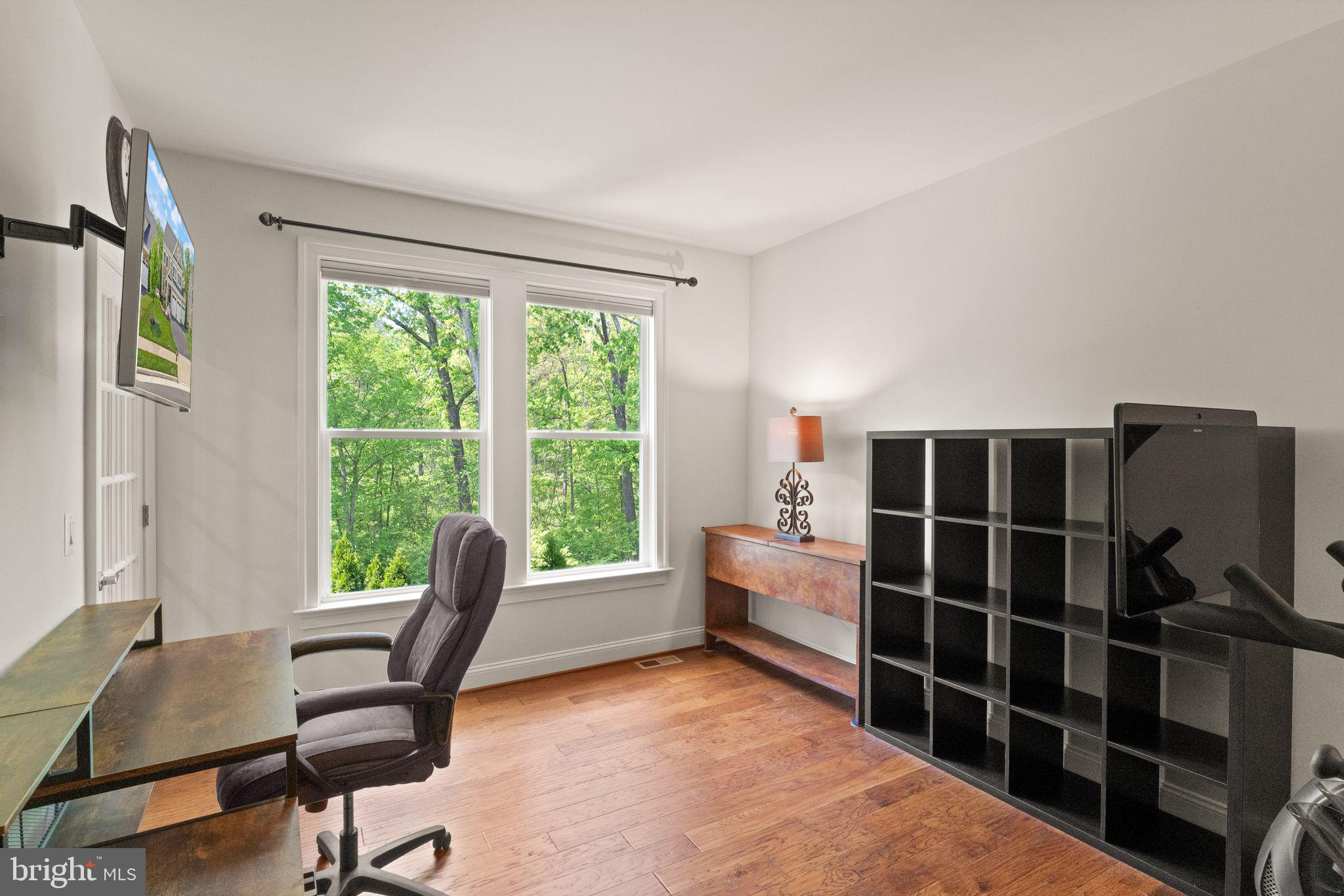 WESTBURY GLEN - Residential