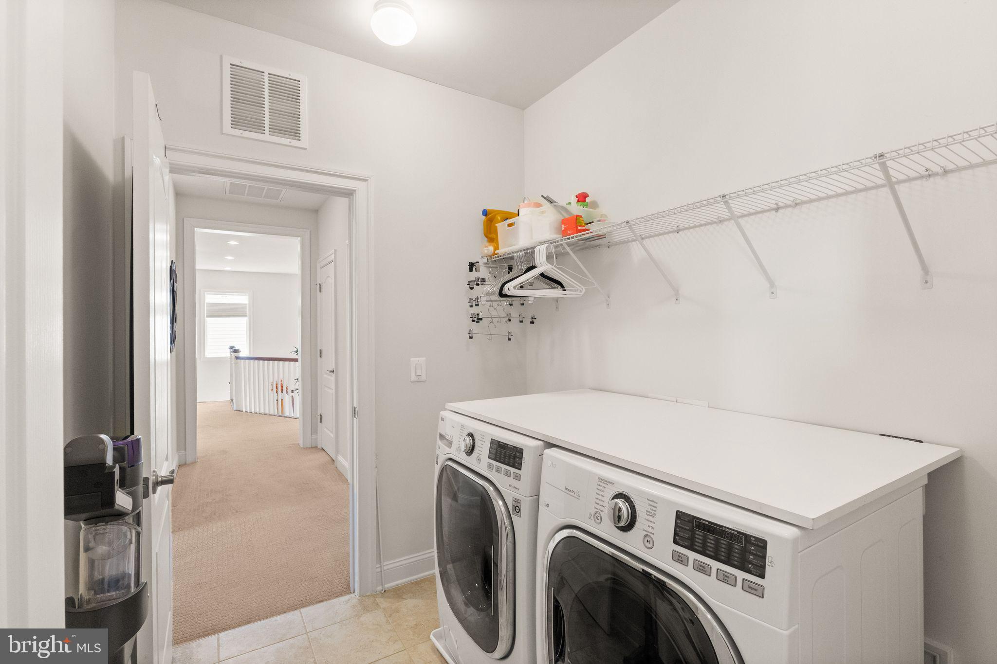 WESTBURY GLEN - Residential