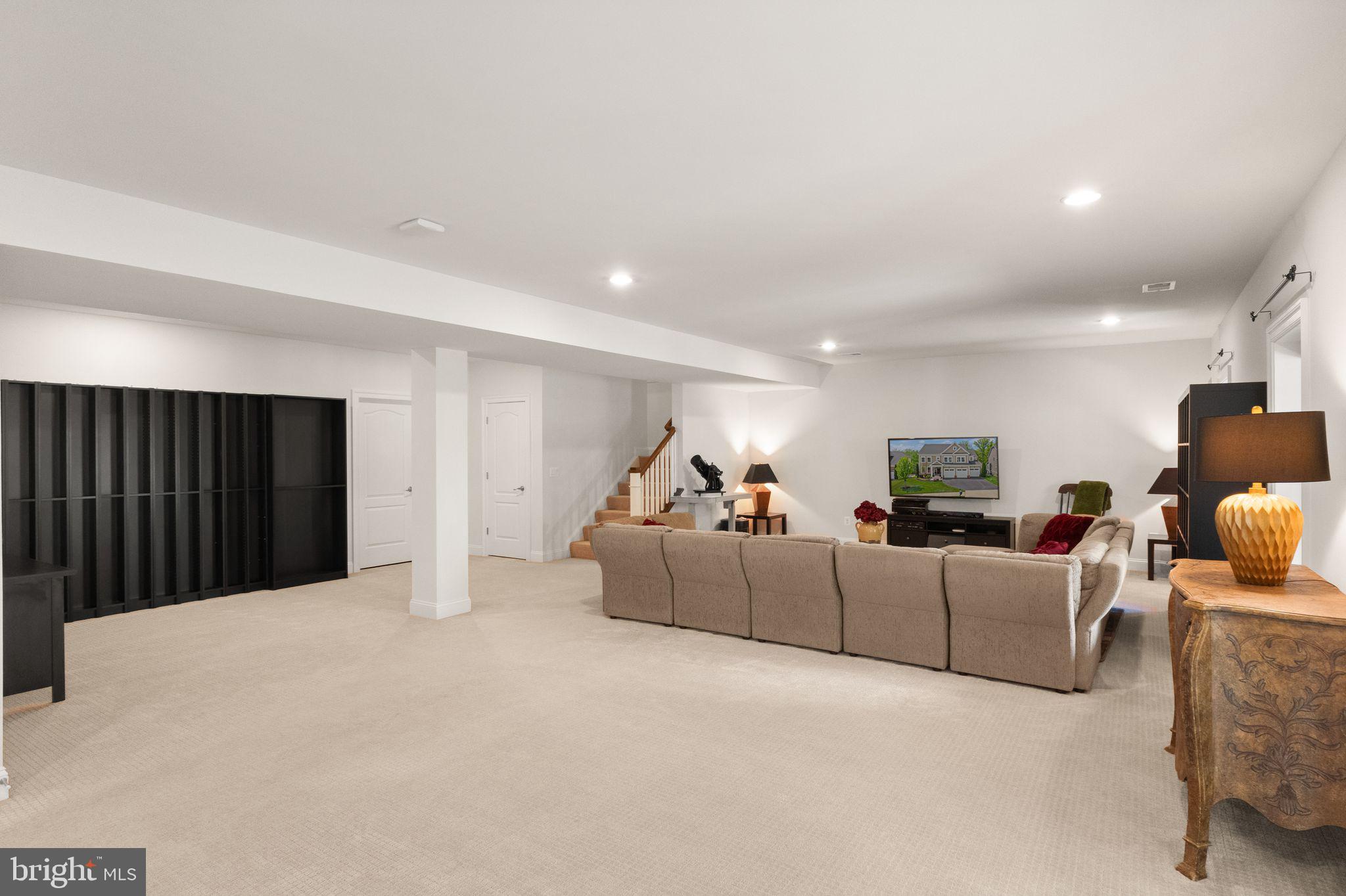 WESTBURY GLEN - Residential