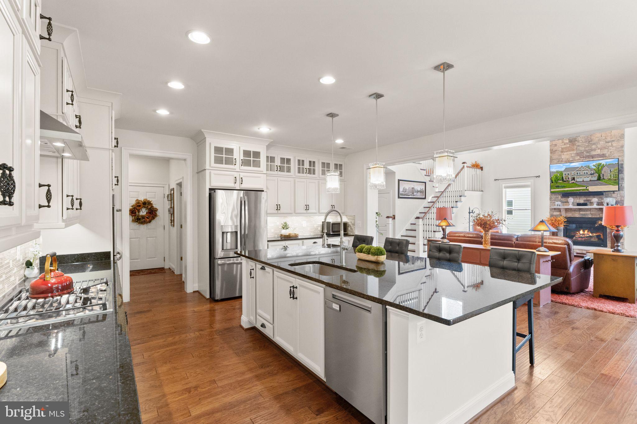 WESTBURY GLEN - Residential