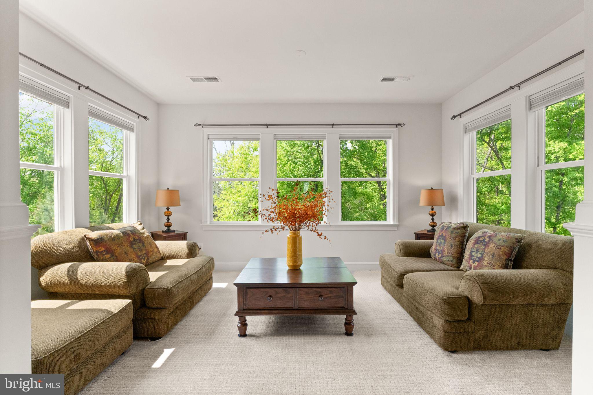 WESTBURY GLEN - Residential