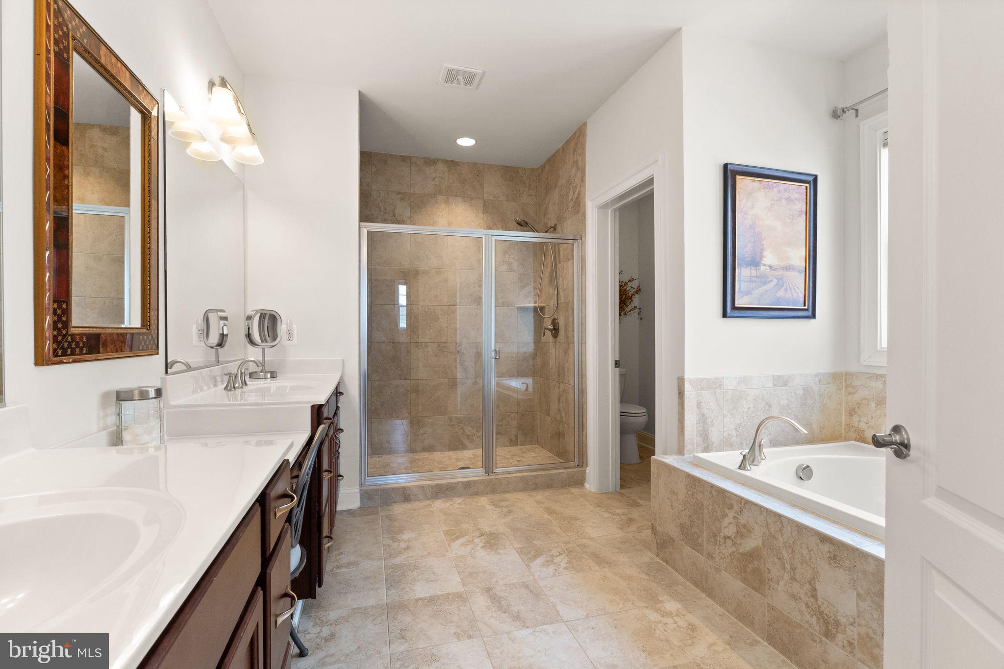 WESTBURY GLEN - Residential