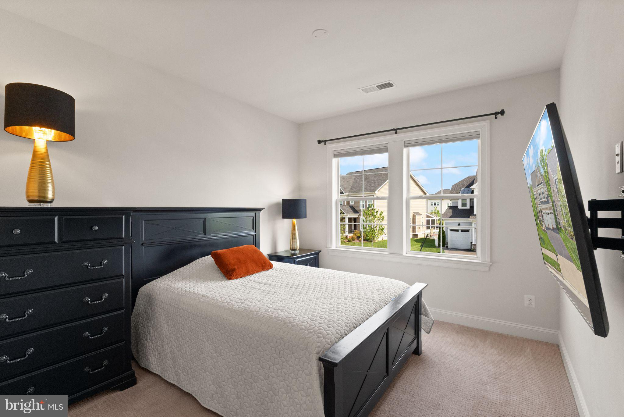 WESTBURY GLEN - Residential