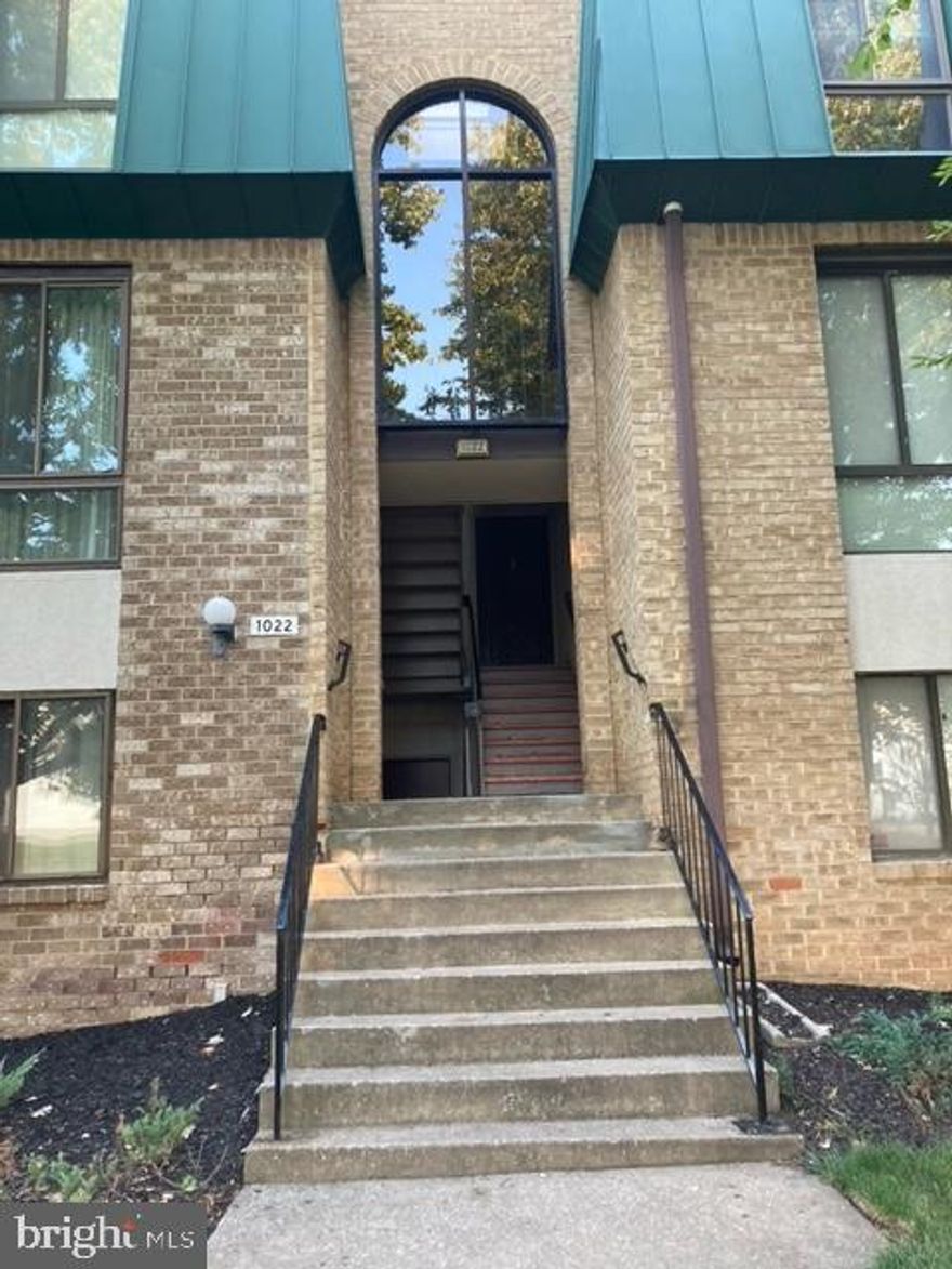 Make this beautiful, well-maintained, easy living condo yours! It offers a spacious kitchen with refrigerator and stove only approx. 3 years old and newer cabinets, back splash, and under cabinet lighting. There's a nice-sized dining area and cozy living room with sliding doors to your private balcony overlooking a park-like setting.  The HVAC system is approx. 7 years old. Everything is nicely updated to today's desires! Don't miss out on this gem! Schedule your tour today!