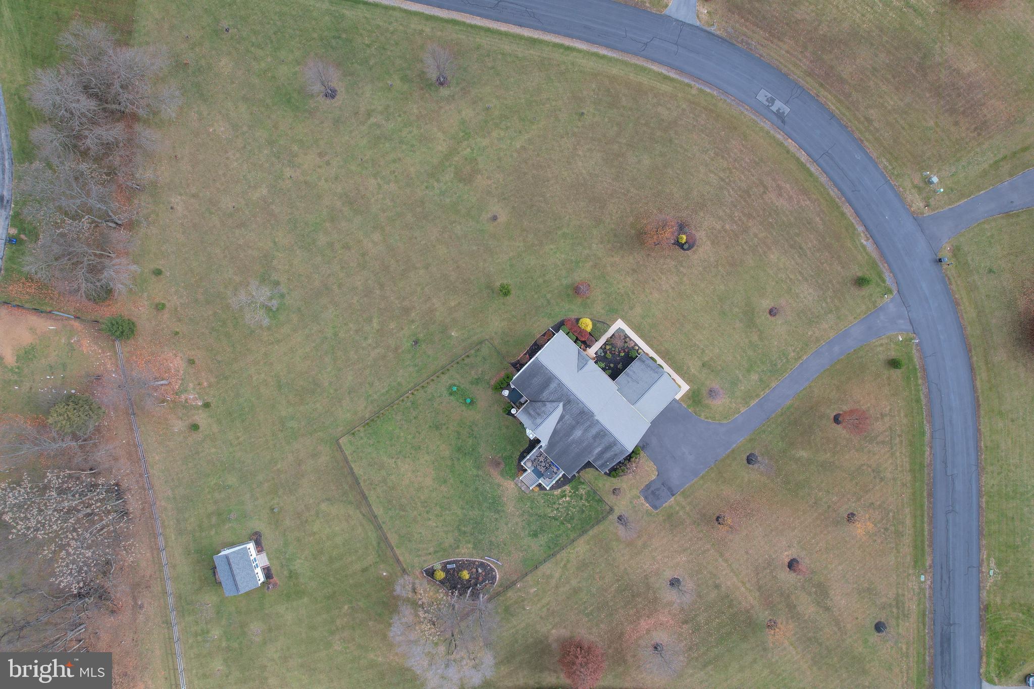 QUARTER FARM - Residential