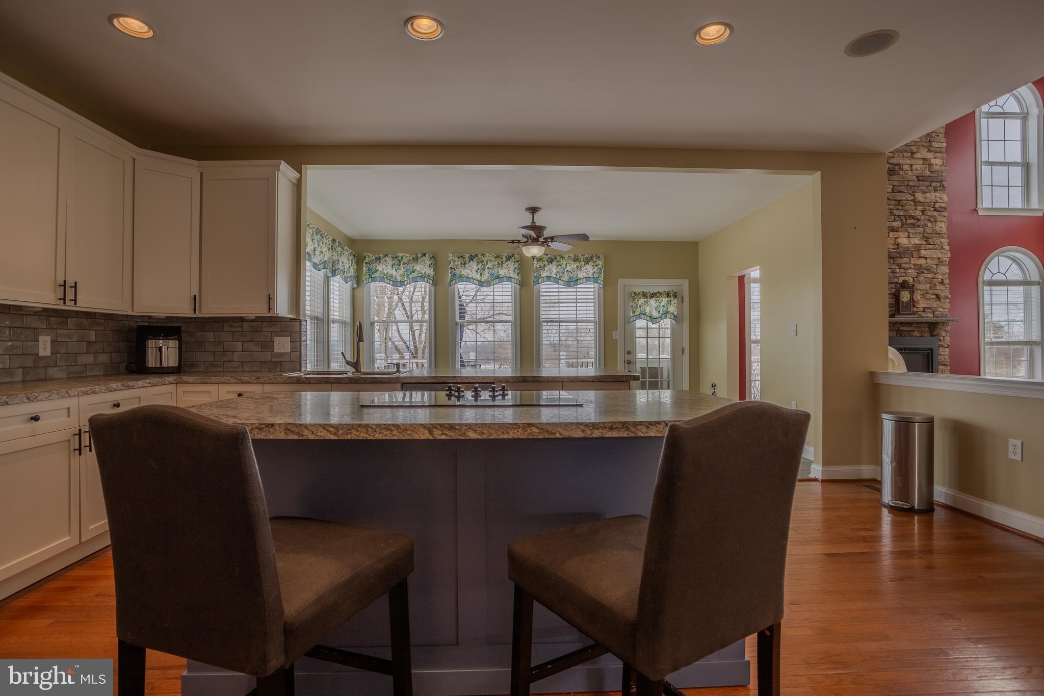 QUARTER FARM - Residential