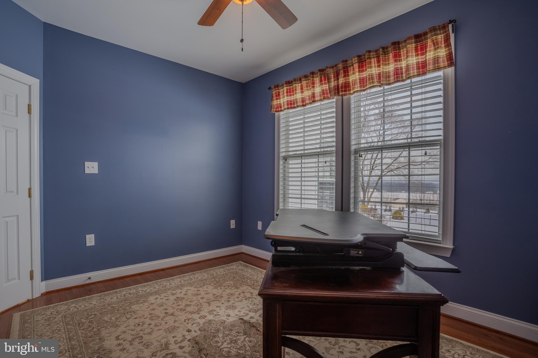 QUARTER FARM - Residential