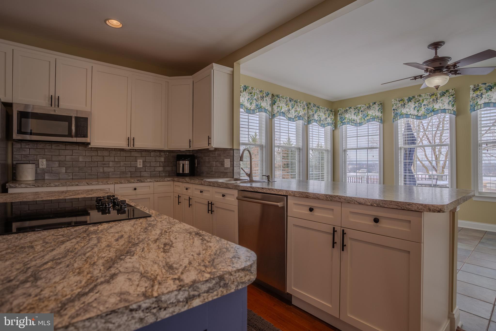 QUARTER FARM - Residential