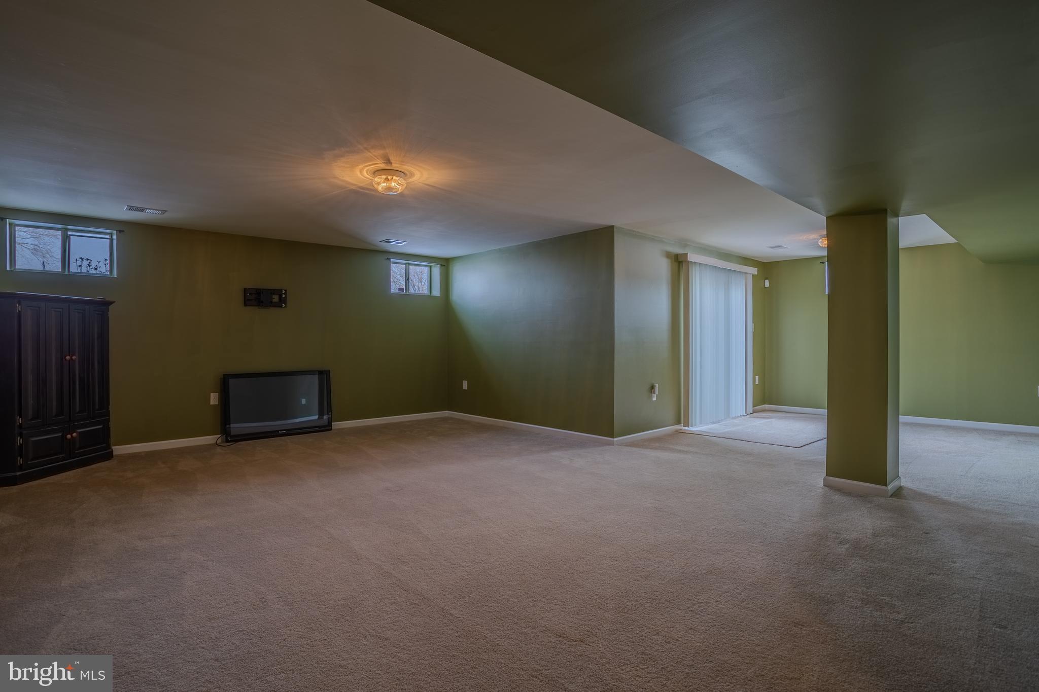 QUARTER FARM - Residential