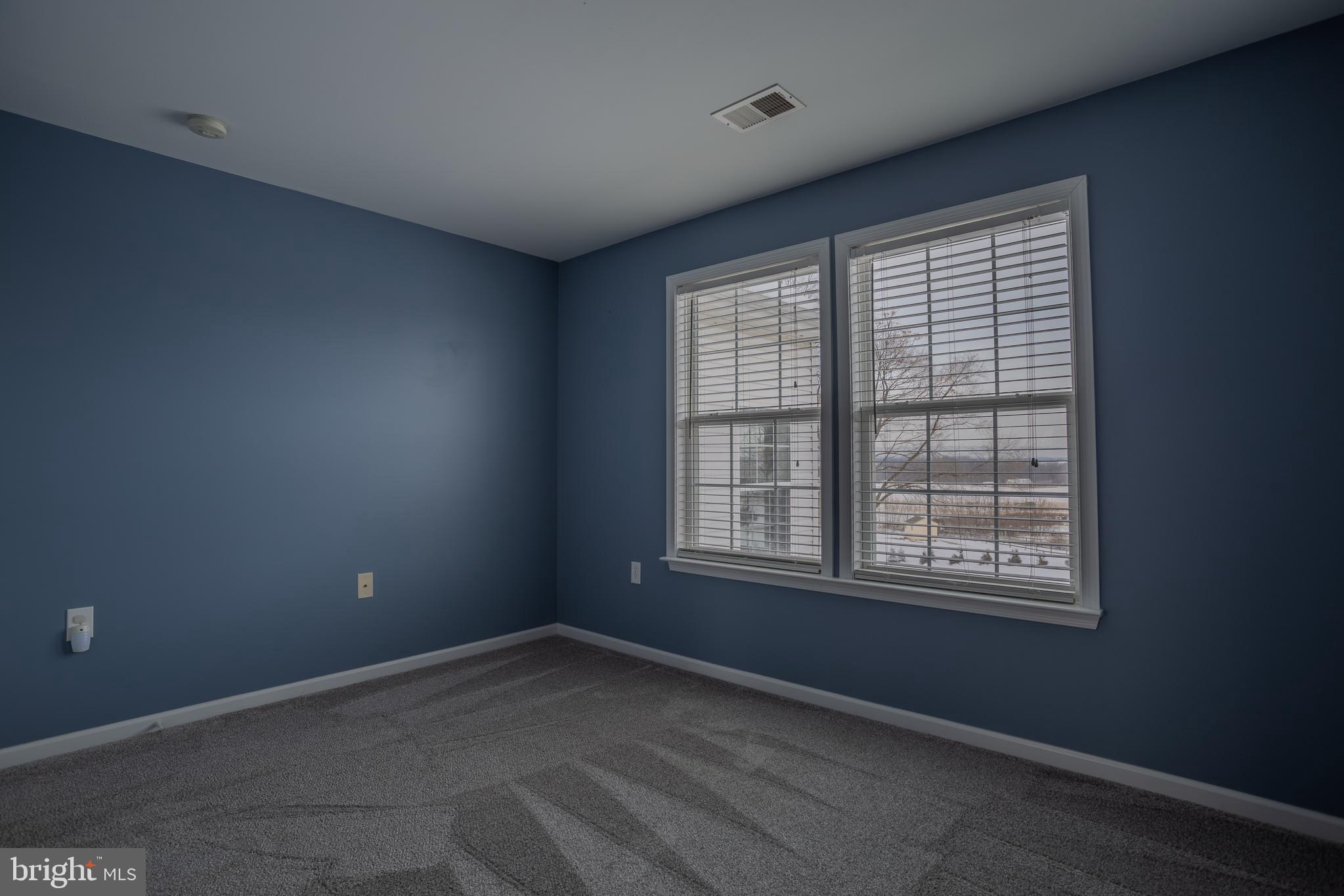 QUARTER FARM - Residential