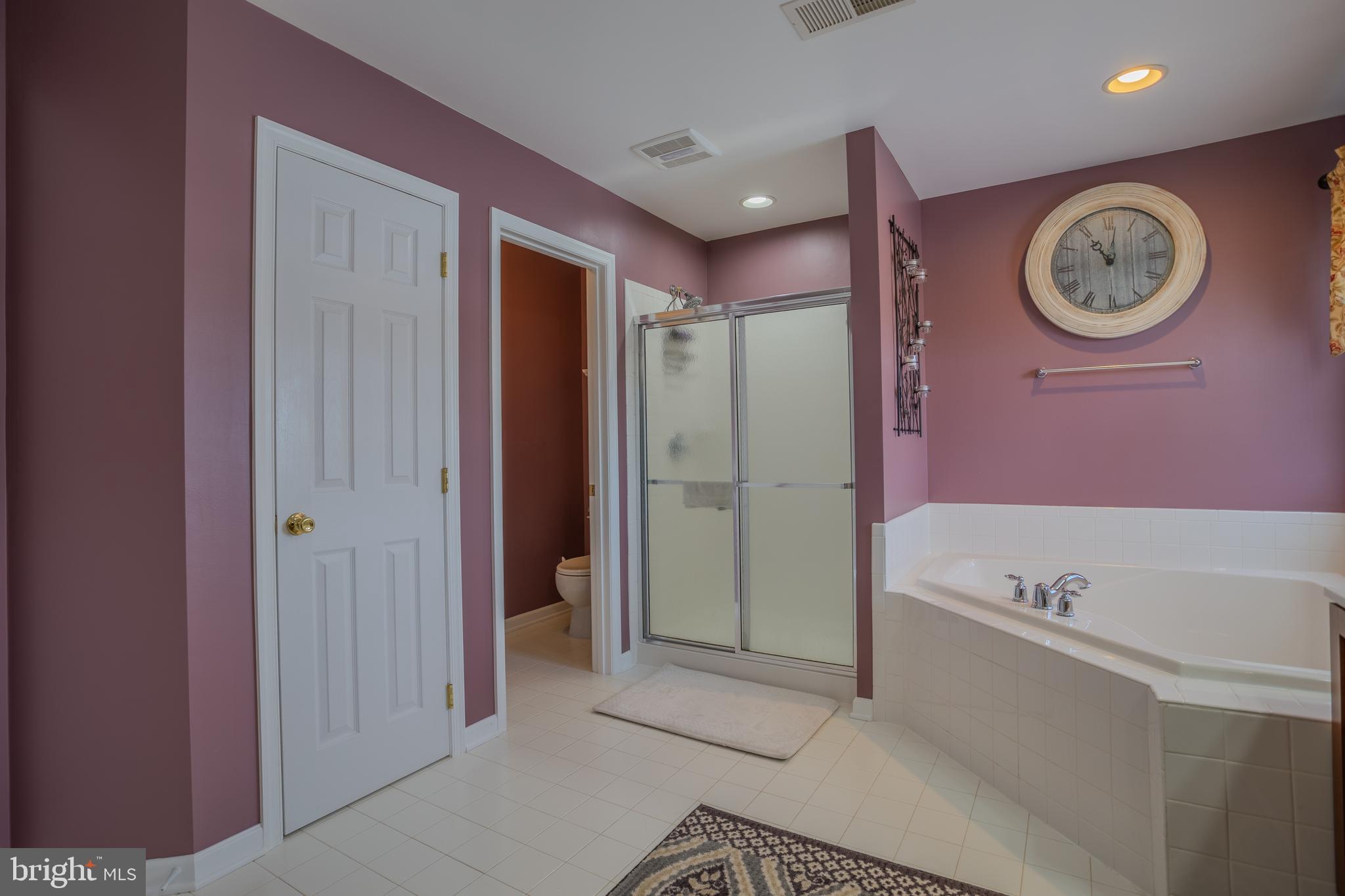 QUARTER FARM - Residential